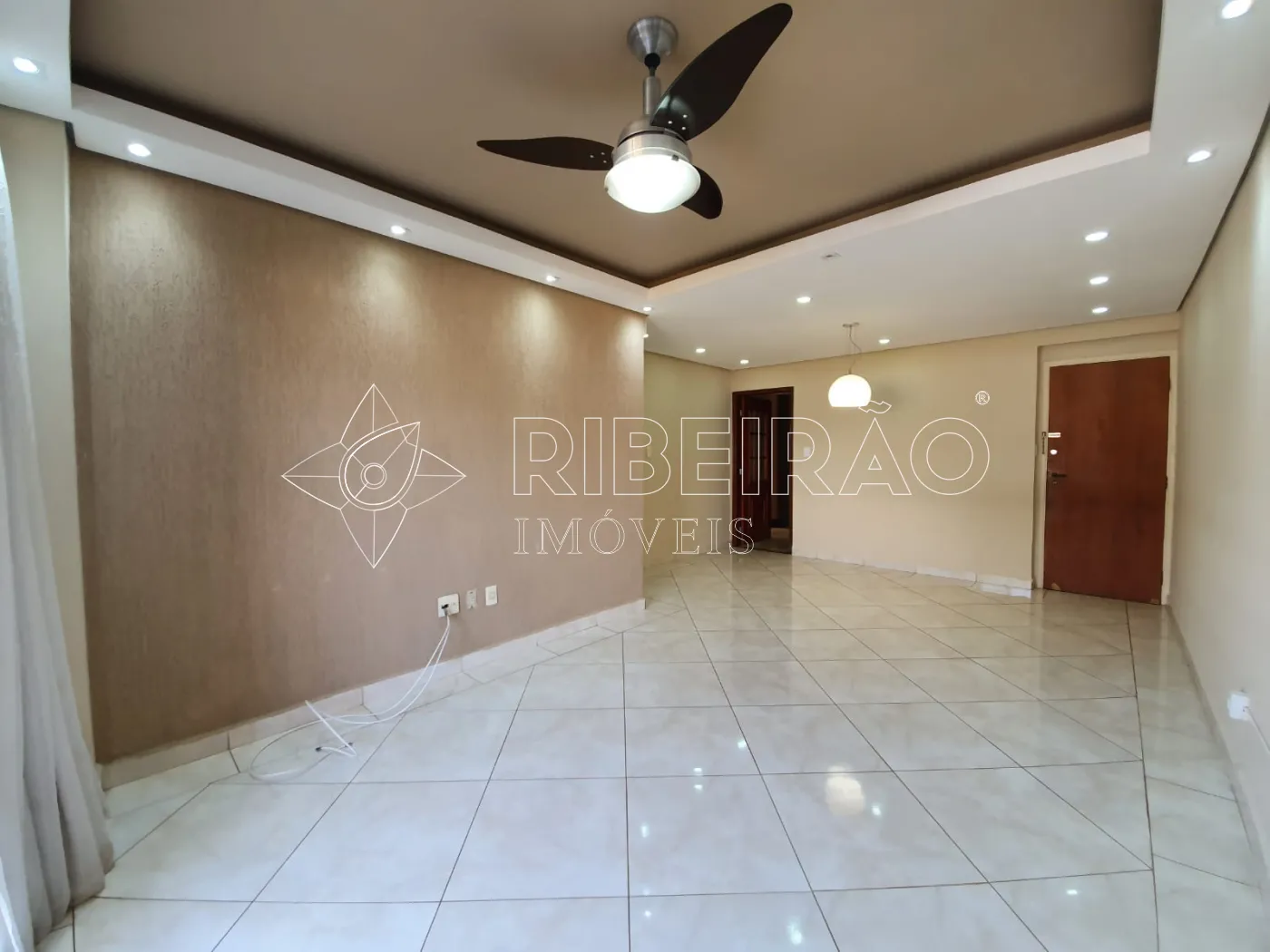 Comprar Apartamento / Padr&atilde;o em Ribeir&atilde;o Preto R$ 350.000,00 - Foto 4