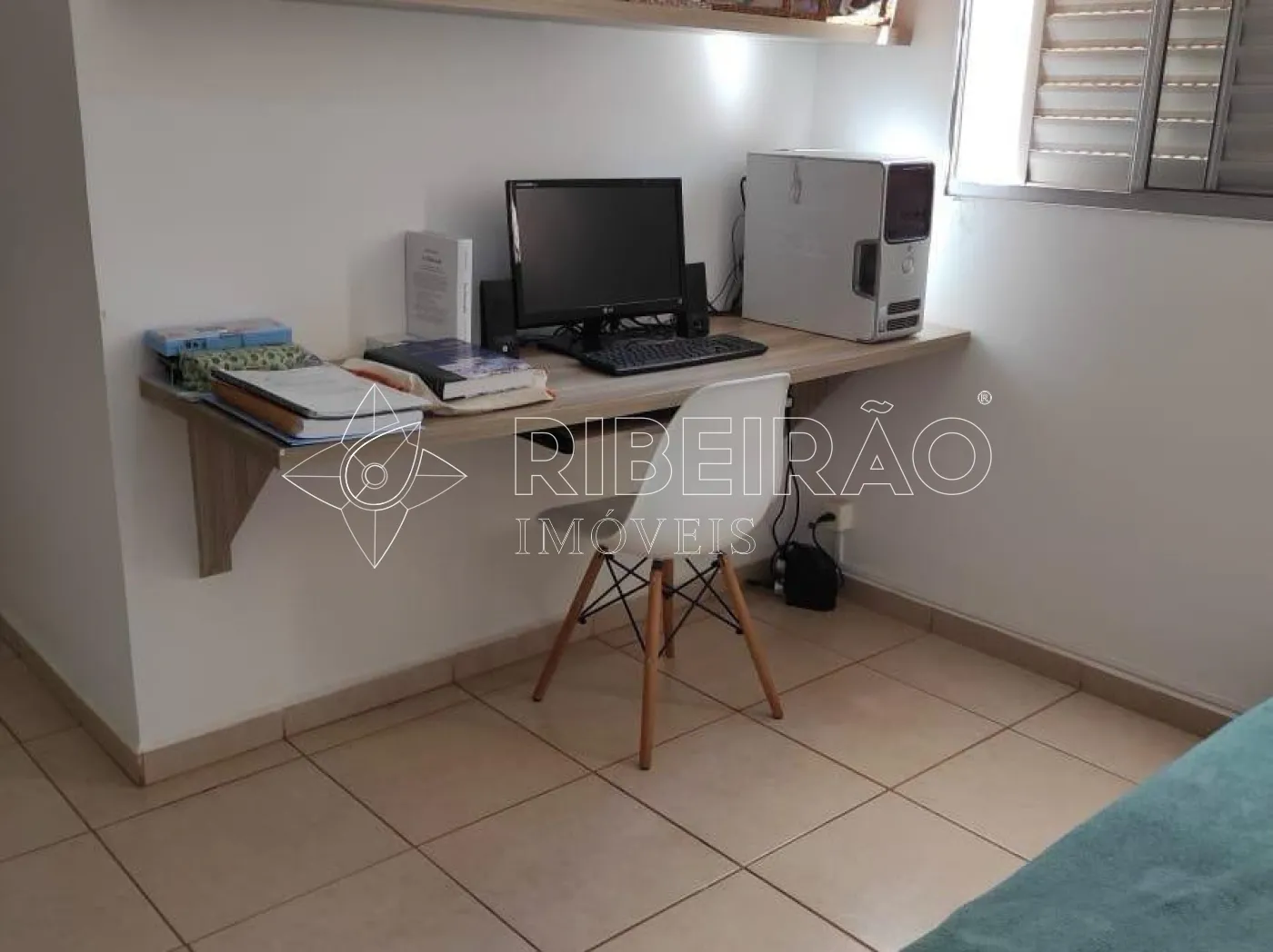 Comprar Apartamento / Padr&atilde;o em Ribeir&atilde;o Preto R$ 375.000,00 - Foto 2