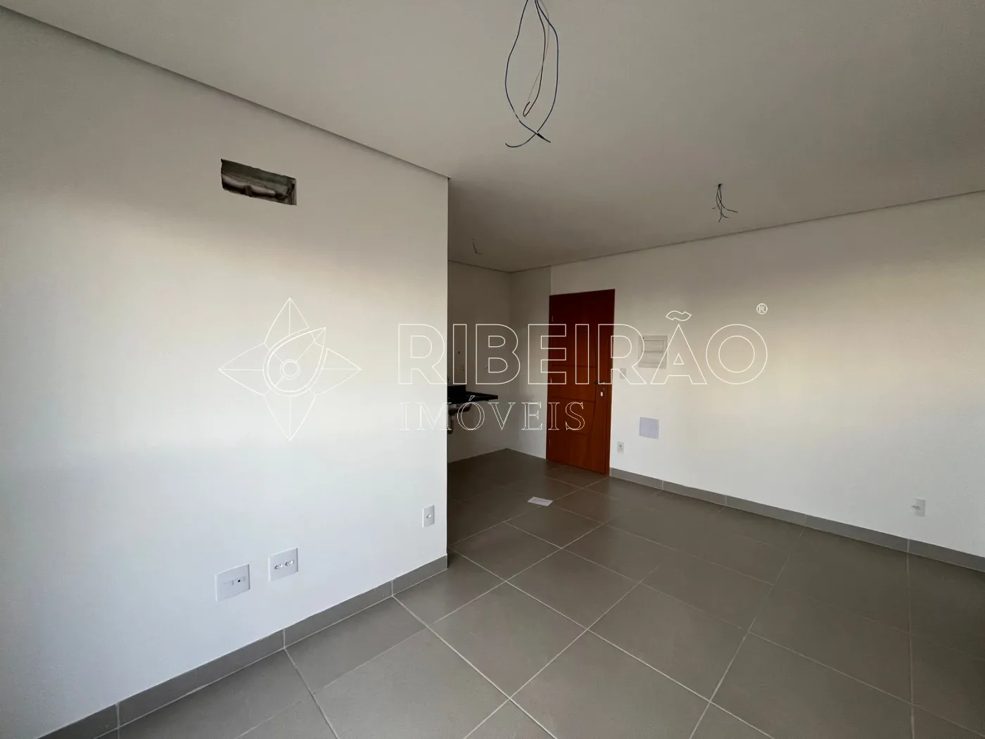 Comprar Apartamento / Padr&atilde;o em Ribeir&atilde;o Preto R$ 350.000,00 - Foto 3