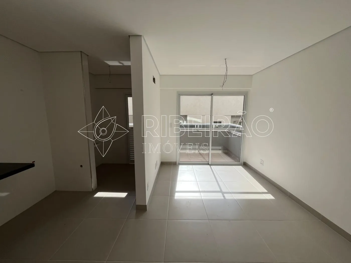 Comprar Apartamento / Padr&atilde;o em Ribeir&atilde;o Preto R$ 350.000,00 - Foto 1