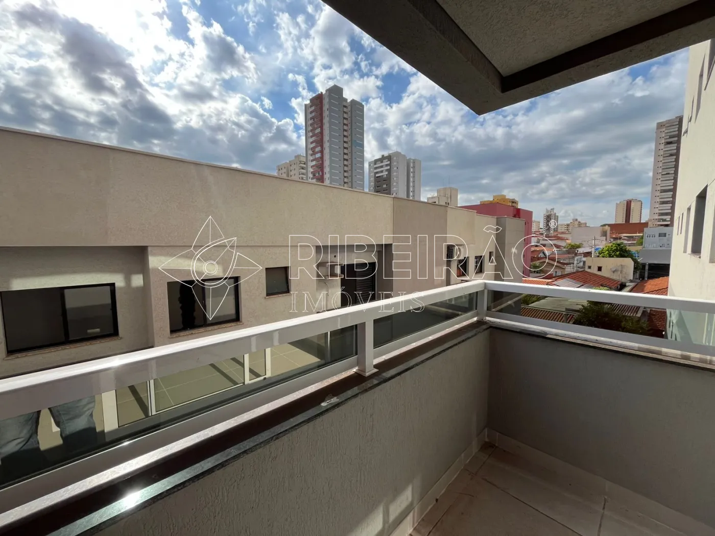 Comprar Apartamento / Padr&atilde;o em Ribeir&atilde;o Preto R$ 350.000,00 - Foto 8
