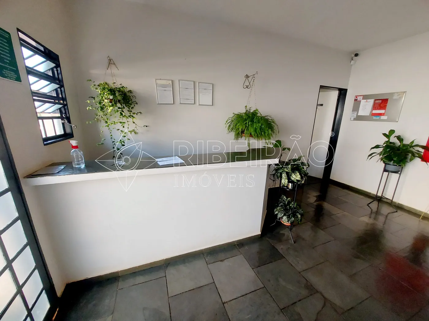 Alugar Apartamento / Padr&atilde;o em Ribeir&atilde;o Preto R$ 1.350,00 - Foto 14