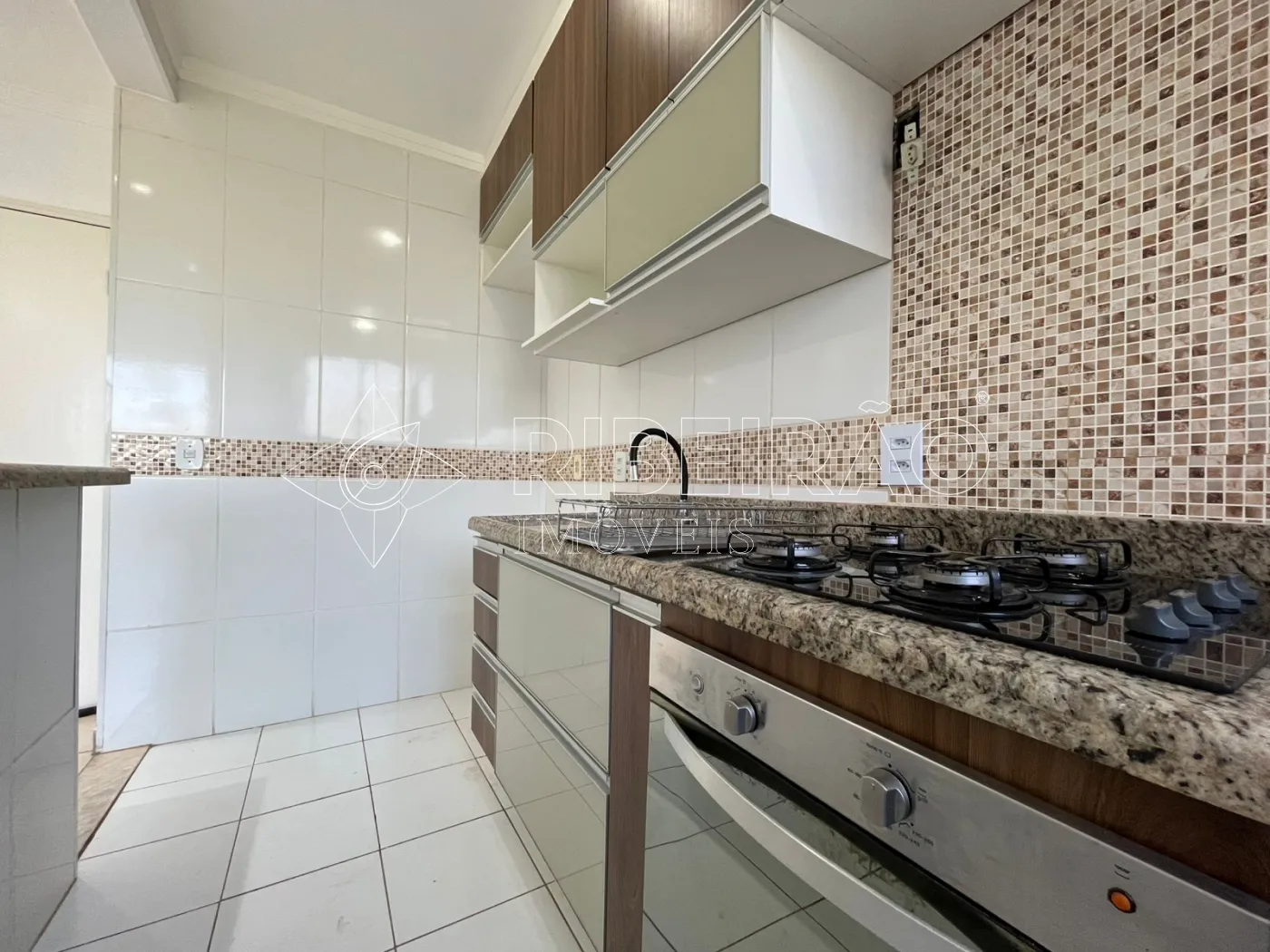 Alugar Apartamento / Padr&atilde;o em Ribeir&atilde;o Preto R$ 1.200,00 - Foto 7