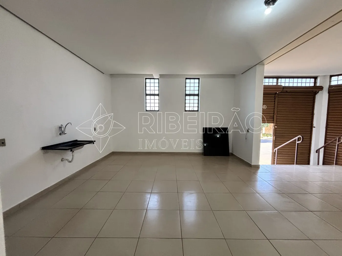 Alugar Comercial / Im&oacute;vel Comercial em Ribeir&atilde;o Preto R$ 1.500,00 - Foto 12