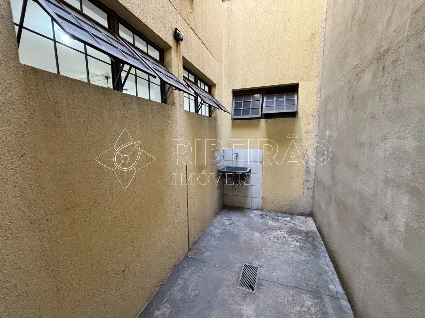 Alugar Comercial / Im&oacute;vel Comercial em Ribeir&atilde;o Preto R$ 1.500,00 - Foto 14