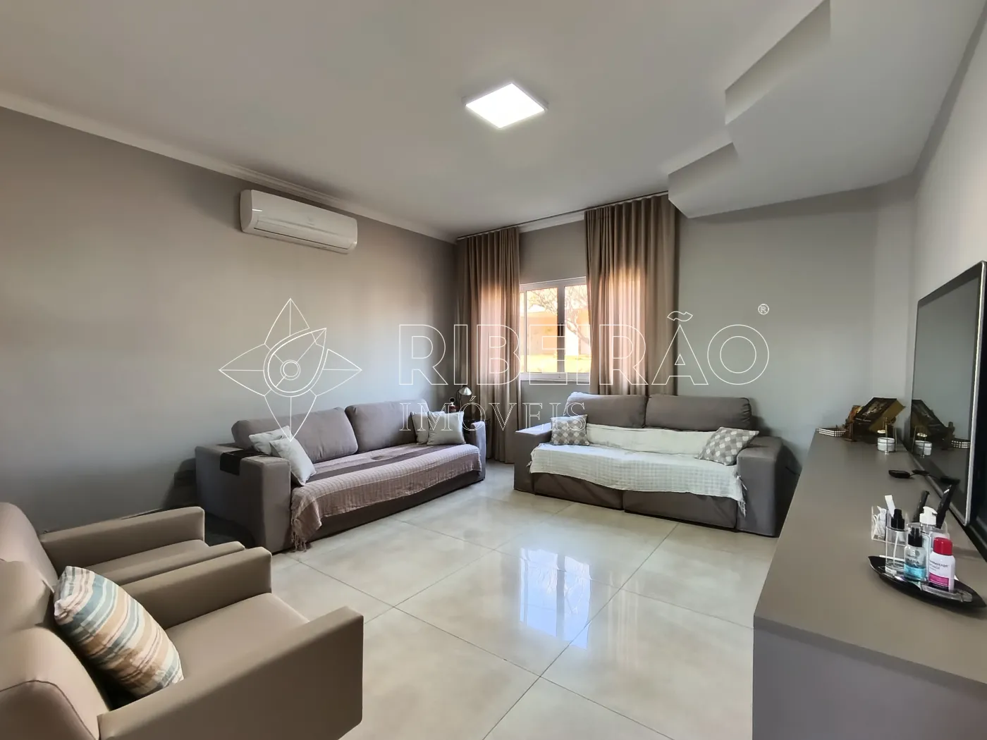 Alugar Casa / Condom&iacute;nio em Ribeir&atilde;o Preto R$ 8.000,00 - Foto 2