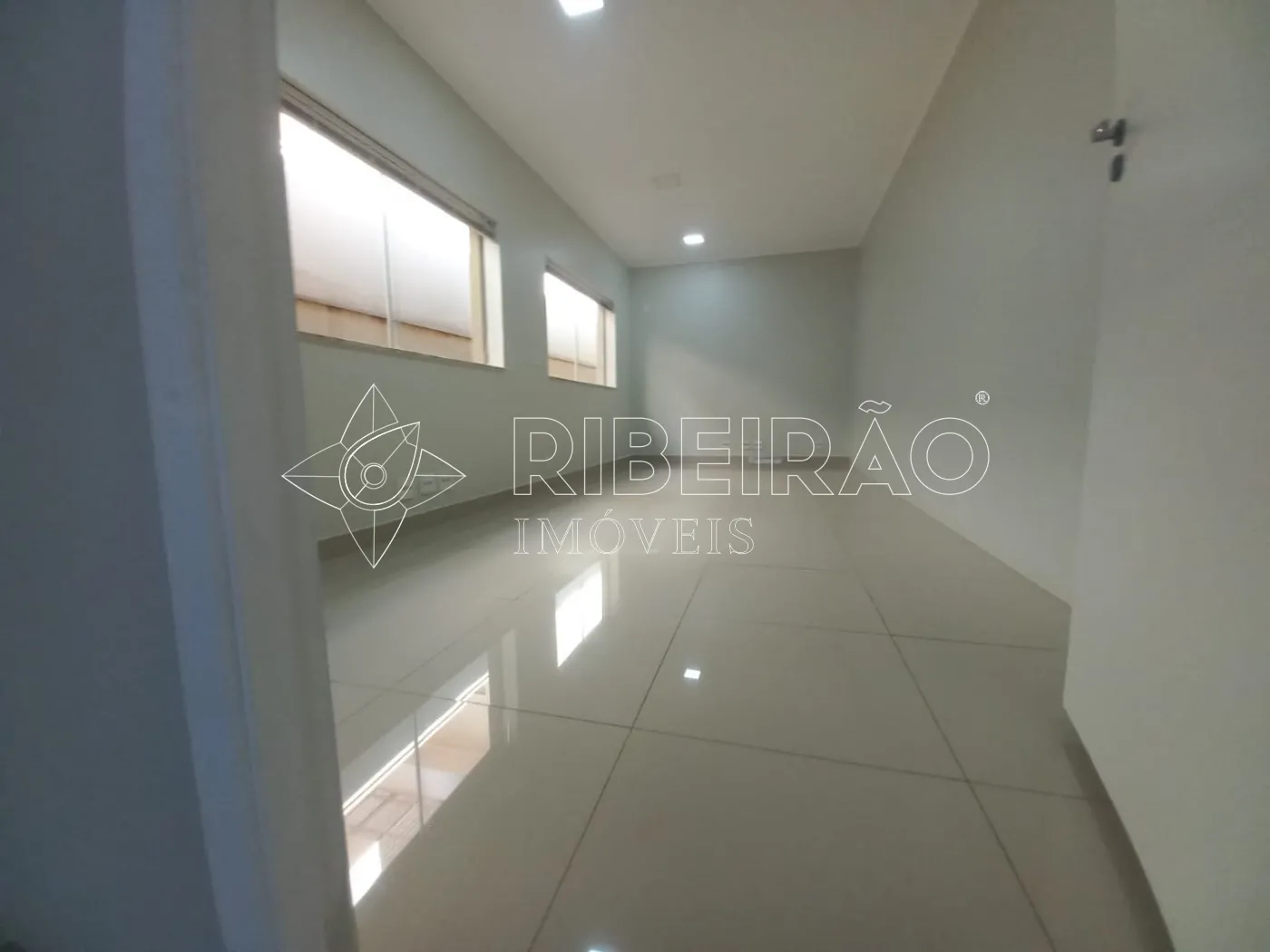 Alugar Comercial / Sal&atilde;o em Ribeir&atilde;o Preto R$ 7.500,00 - Foto 5
