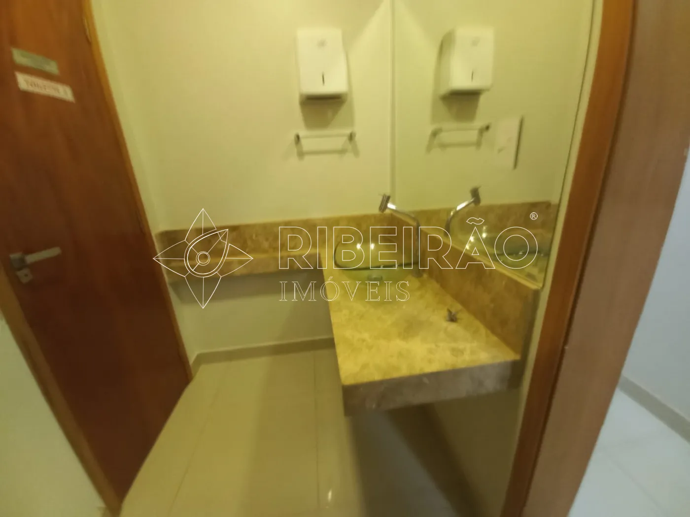Alugar Comercial / Sal&atilde;o em Ribeir&atilde;o Preto R$ 7.500,00 - Foto 26