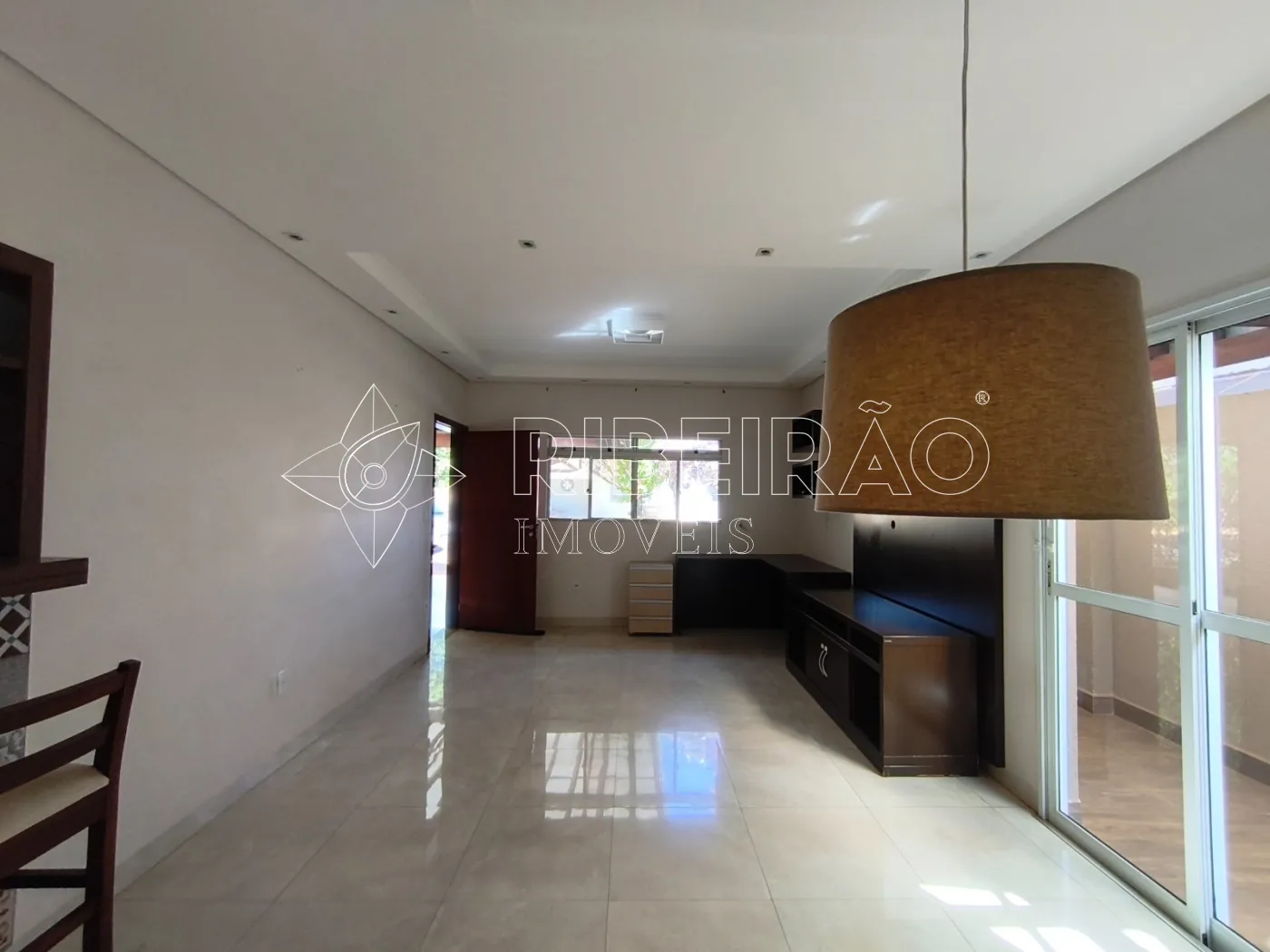 Comprar Casa / Condom&iacute;nio em Ribeir&atilde;o Preto R$ 830.000,00 - Foto 2