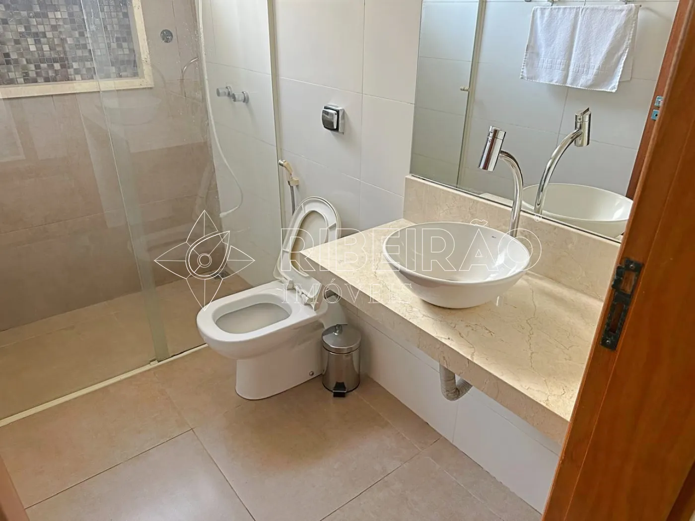 Alugar Casa / Condom&iacute;nio em Ribeir&atilde;o Preto R$ 5.000,00 - Foto 14