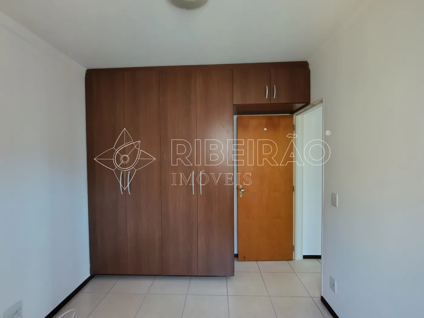 Alugar Apartamento / Padr&atilde;o em Ribeir&atilde;o Preto R$ 2.500,00 - Foto 9