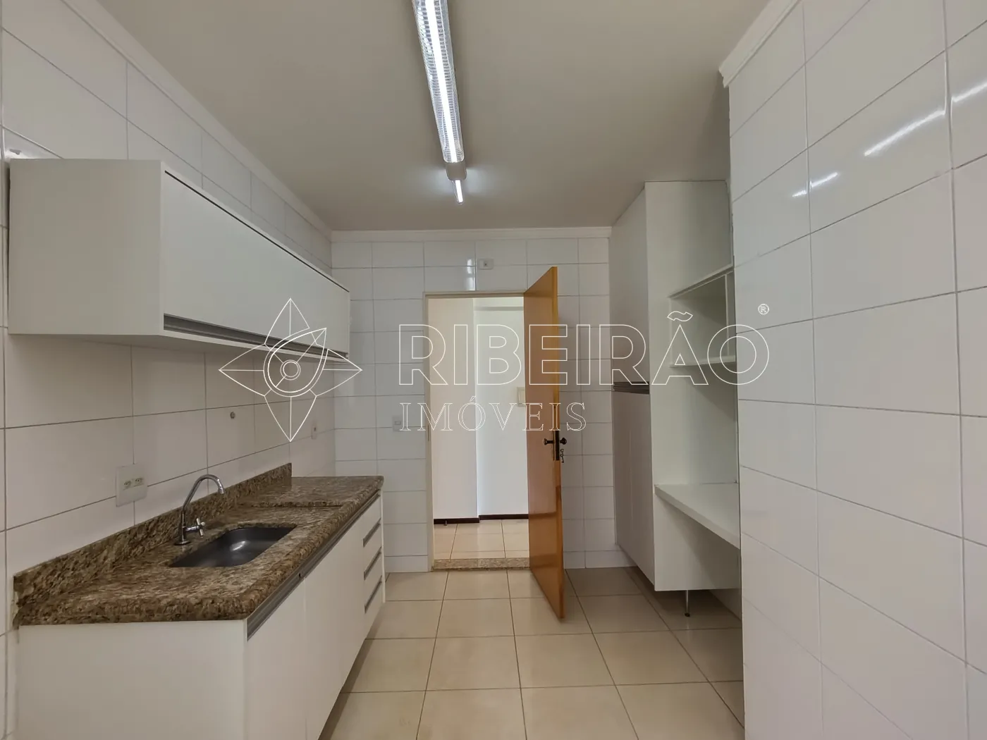 Alugar Apartamento / Padr&atilde;o em Ribeir&atilde;o Preto R$ 2.500,00 - Foto 12