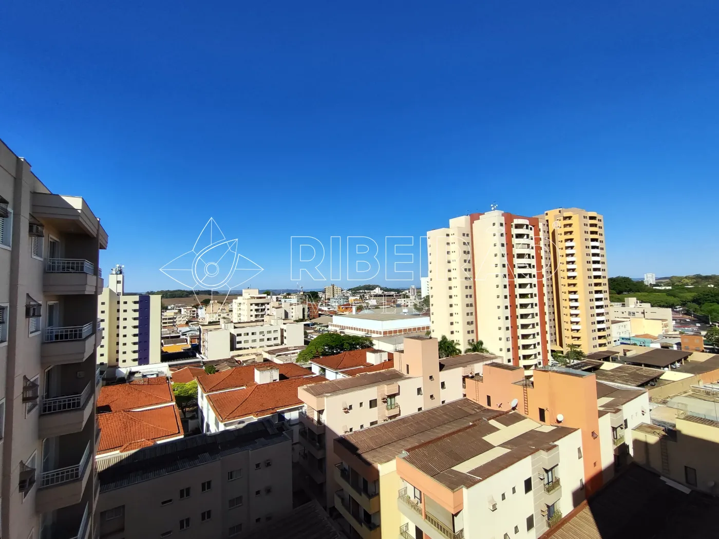 Alugar Apartamento / Padr&atilde;o em Ribeir&atilde;o Preto R$ 2.610,00 - Foto 6