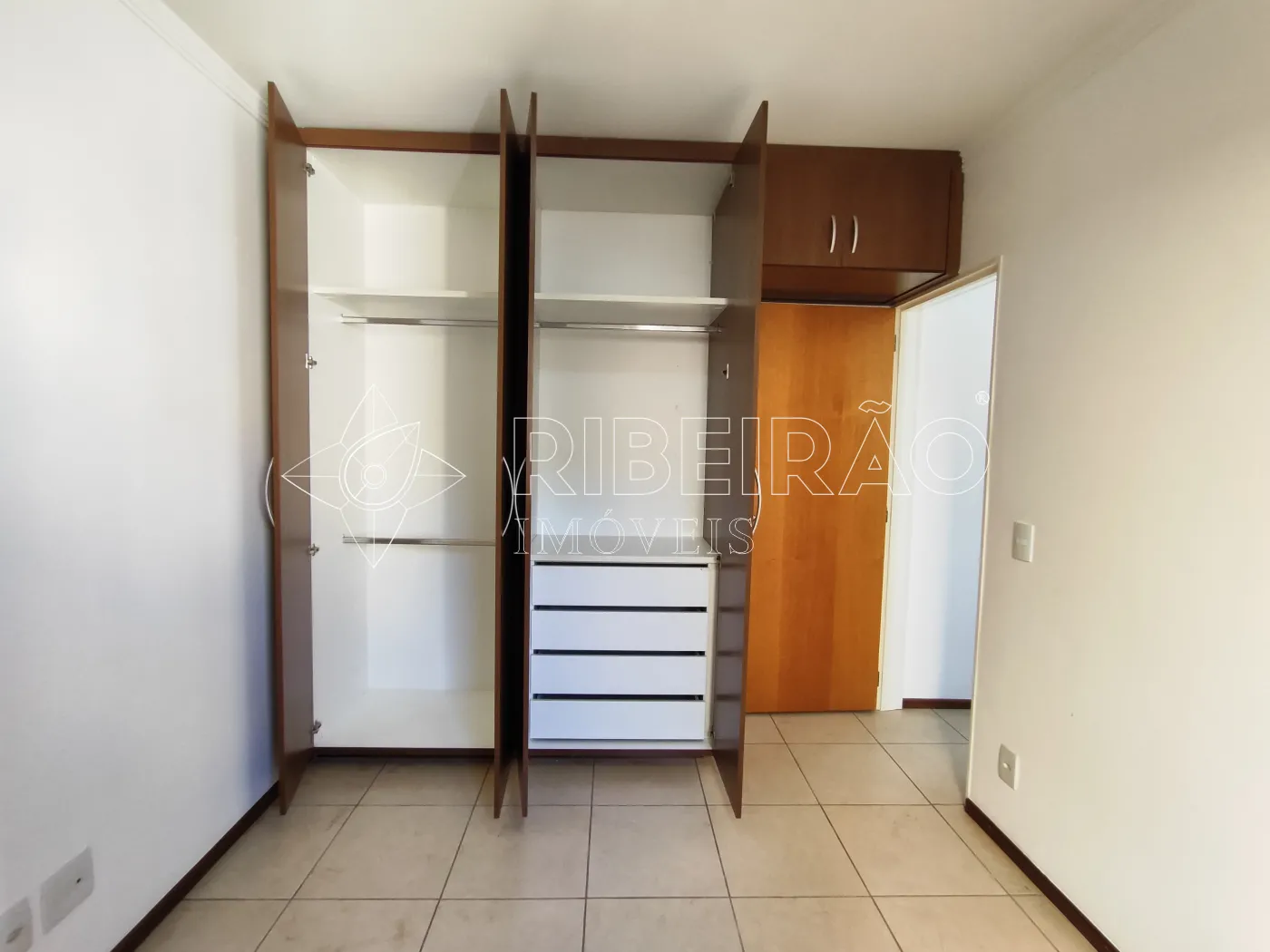 Alugar Apartamento / Padr&atilde;o em Ribeir&atilde;o Preto R$ 2.610,00 - Foto 12