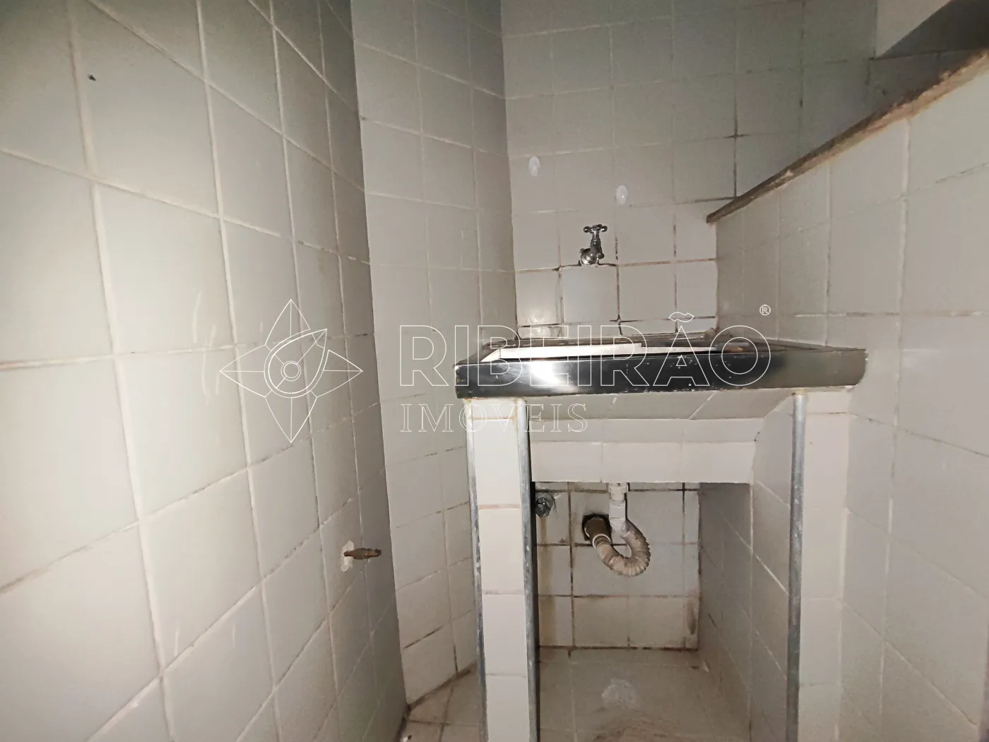 Alugar Apartamento / Padr&atilde;o em Ribeir&atilde;o Preto R$ 1.200,00 - Foto 13