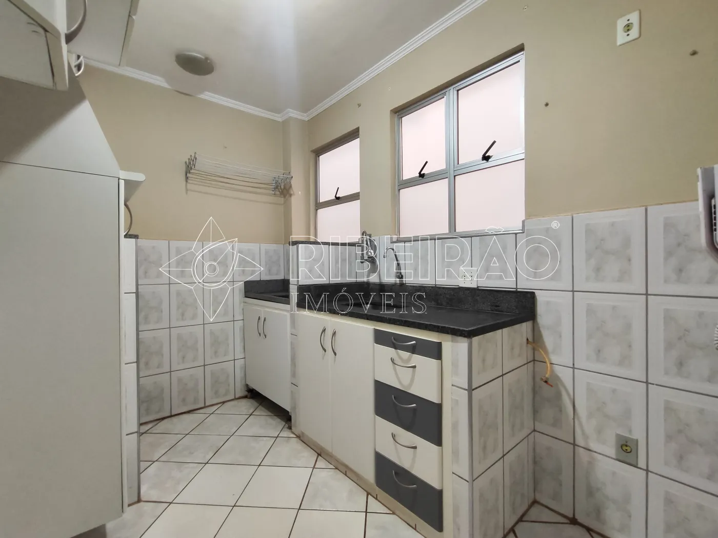 Comprar Apartamento / Padr&atilde;o em Ribeir&atilde;o Preto R$ 165.000,00 - Foto 3
