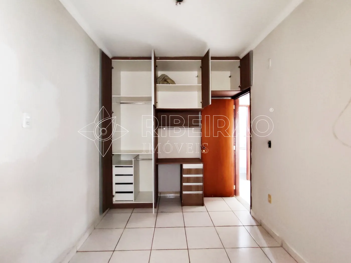Alugar Casa / Casa em Ribeir&atilde;o Preto R$ 2.500,00 - Foto 8