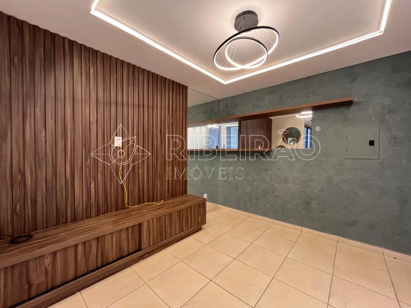 Alugar Apartamento / Padr&atilde;o em Ribeir&atilde;o Preto R$ 1.900,00 - Foto 4