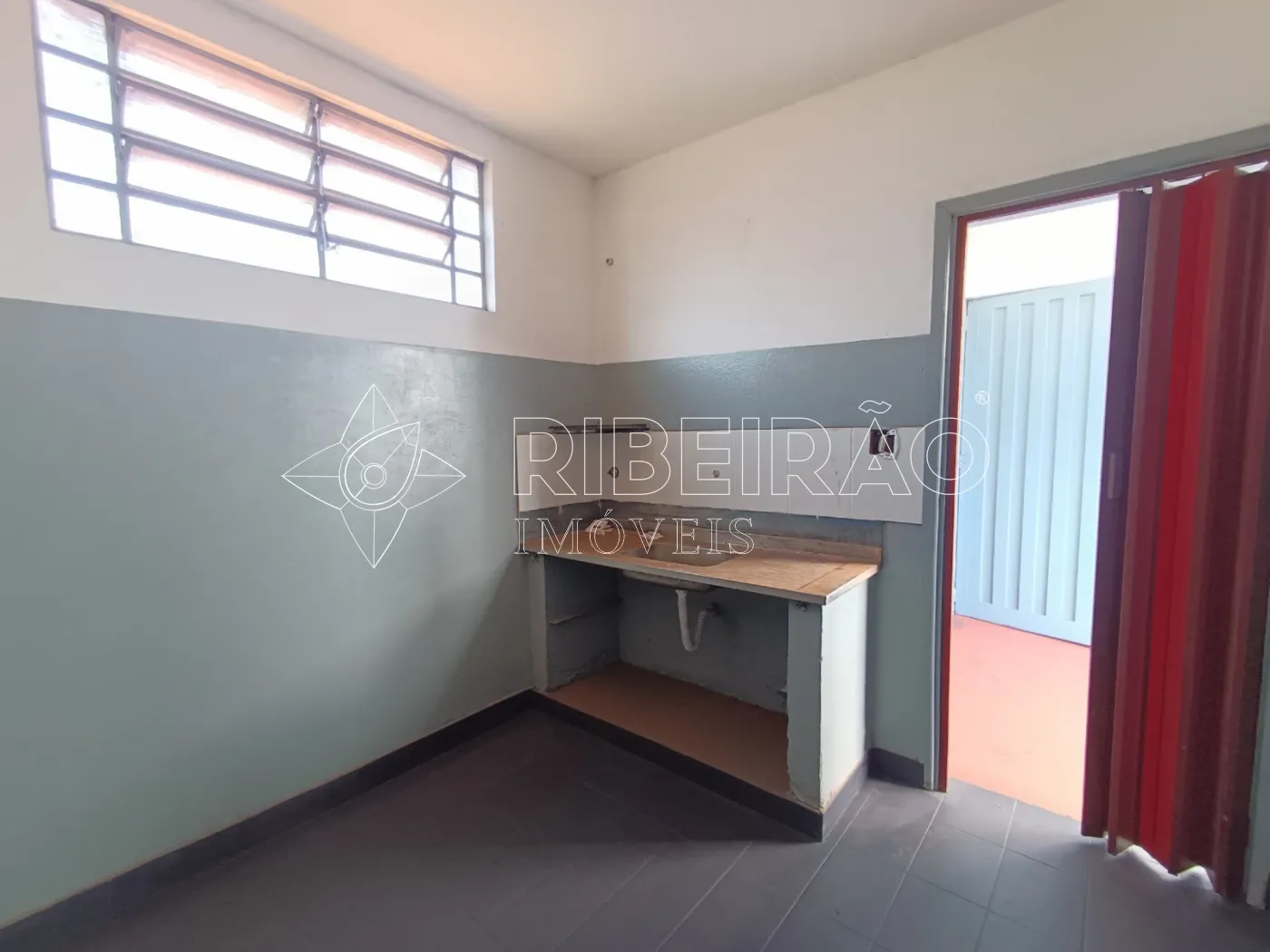 Alugar Comercial / Sal&atilde;o em Ribeir&atilde;o Preto R$ 4.800,00 - Foto 14
