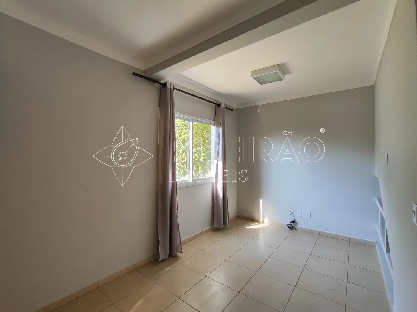 Alugar Casa / Condom&iacute;nio em Ribeir&atilde;o Preto R$ 4.500,00 - Foto 2