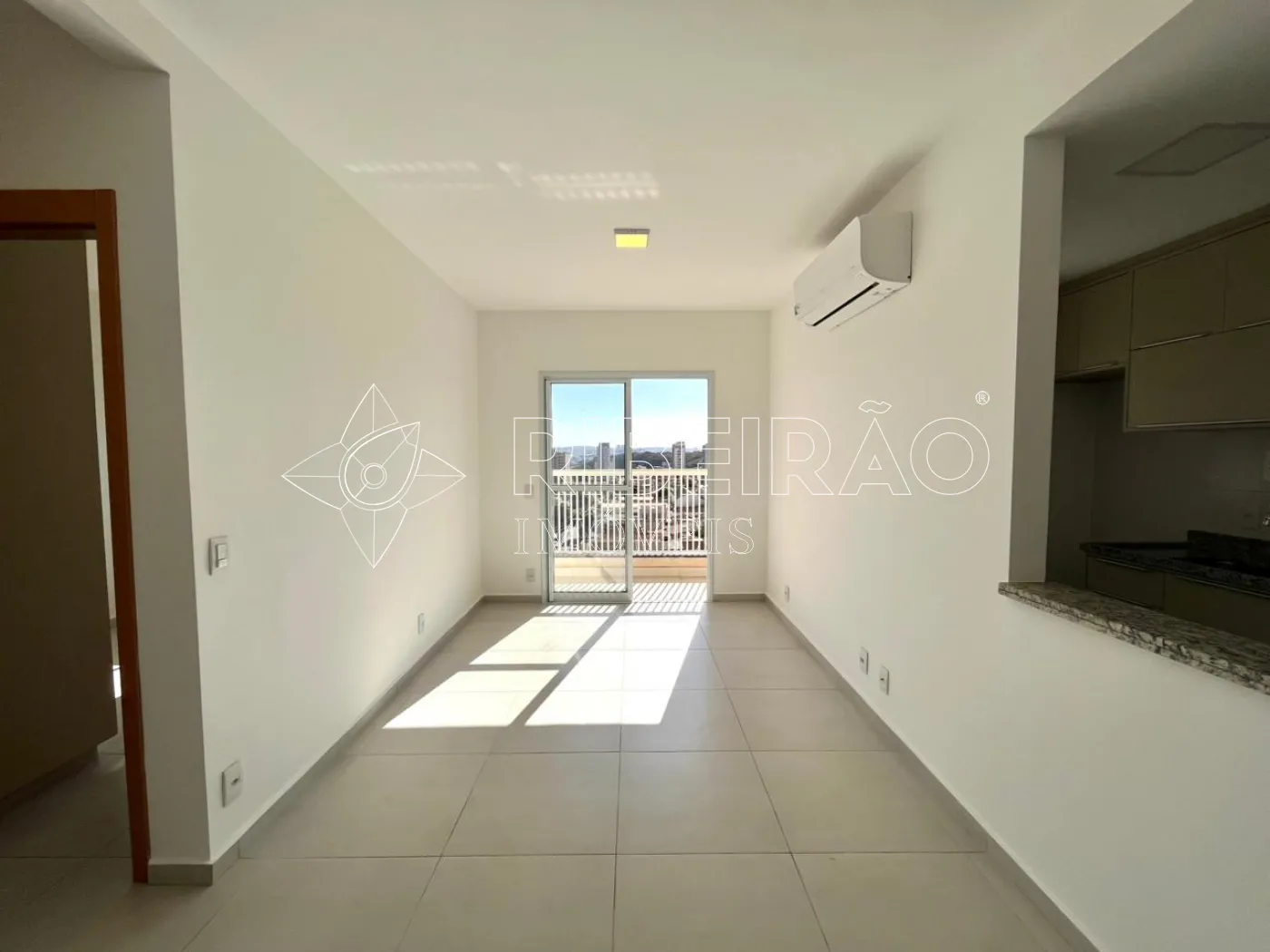 Alugar Apartamento / Padr&atilde;o em Ribeir&atilde;o Preto R$ 2.000,00 - Foto 2