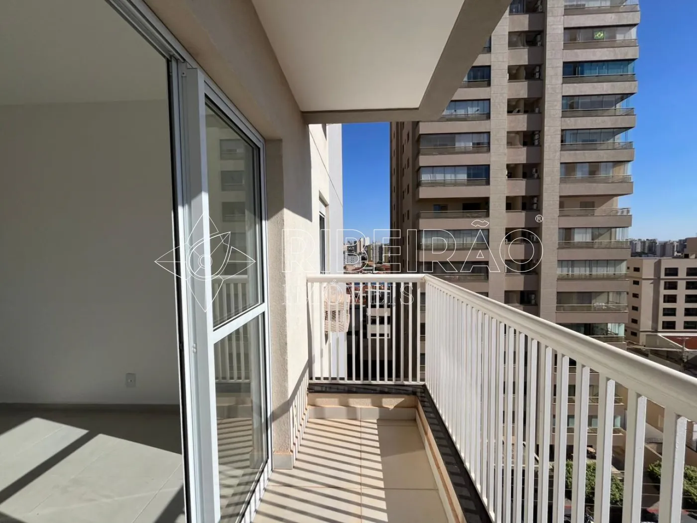 Alugar Apartamento / Padr&atilde;o em Ribeir&atilde;o Preto R$ 2.000,00 - Foto 9