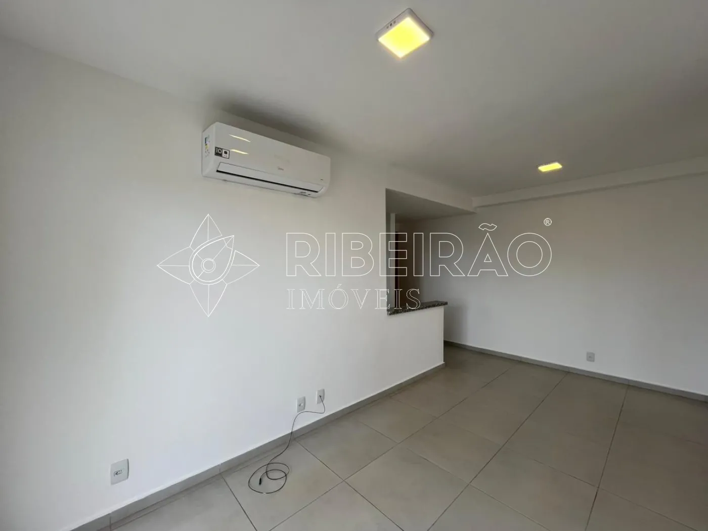 Alugar Apartamento / Padr&atilde;o em Ribeir&atilde;o Preto R$ 2.000,00 - Foto 3