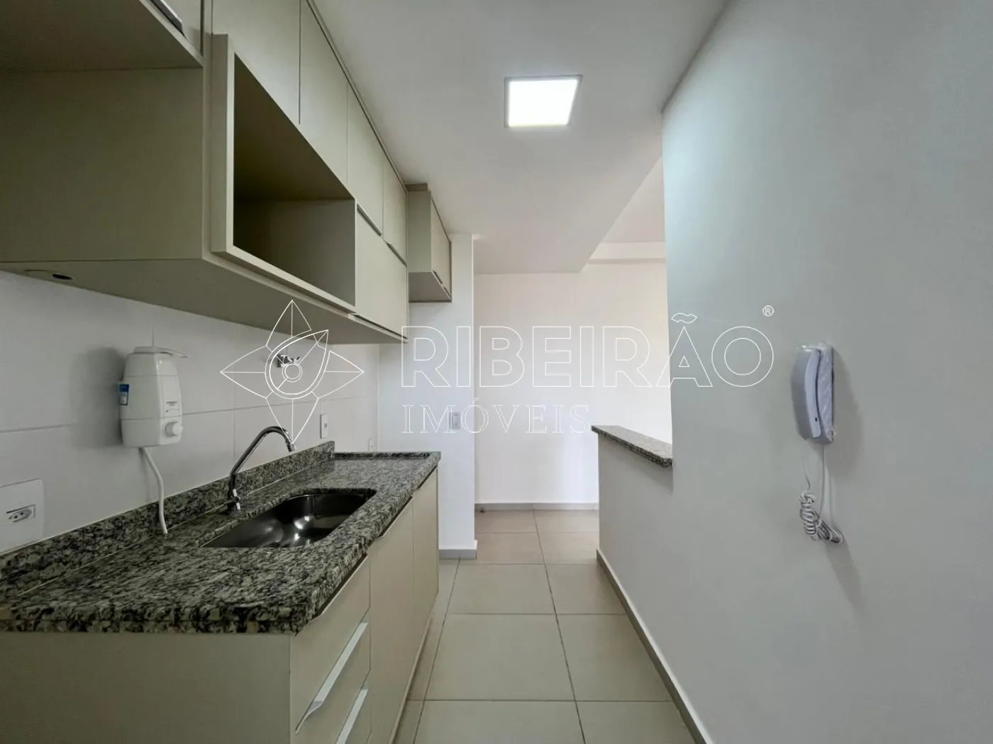 Alugar Apartamento / Padr&atilde;o em Ribeir&atilde;o Preto R$ 2.000,00 - Foto 9