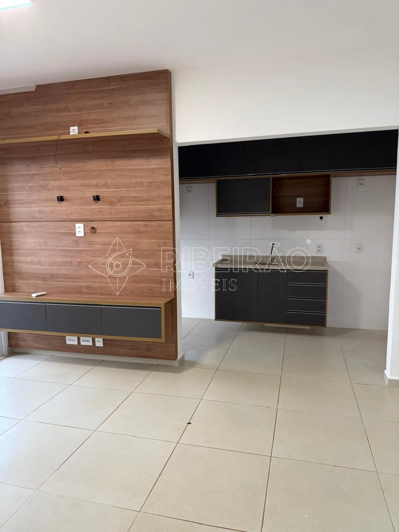 Alugar Apartamento / Padr&atilde;o em Ribeir&atilde;o Preto R$ 2.900,00 - Foto 2