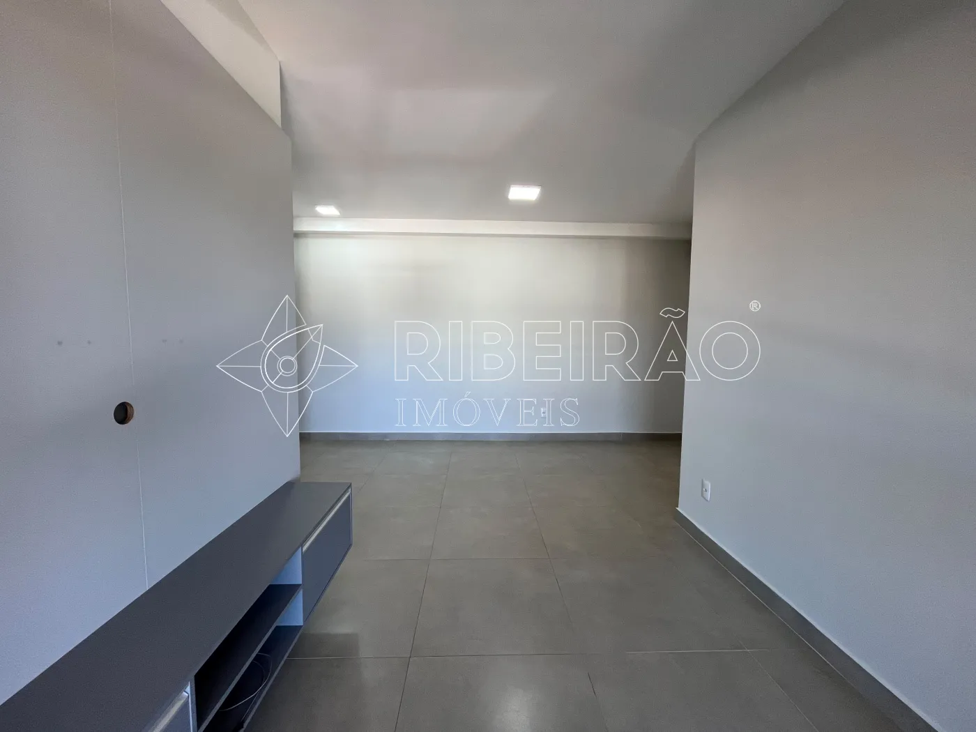 Alugar Apartamento / Padr&atilde;o em Ribeir&atilde;o Preto R$ 3.200,00 - Foto 3