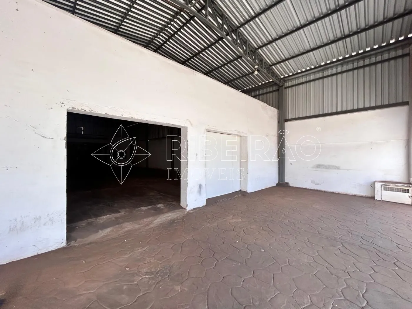 Alugar Comercial / Sal&atilde;o em Ribeir&atilde;o Preto R$ 6.000,00 - Foto 1