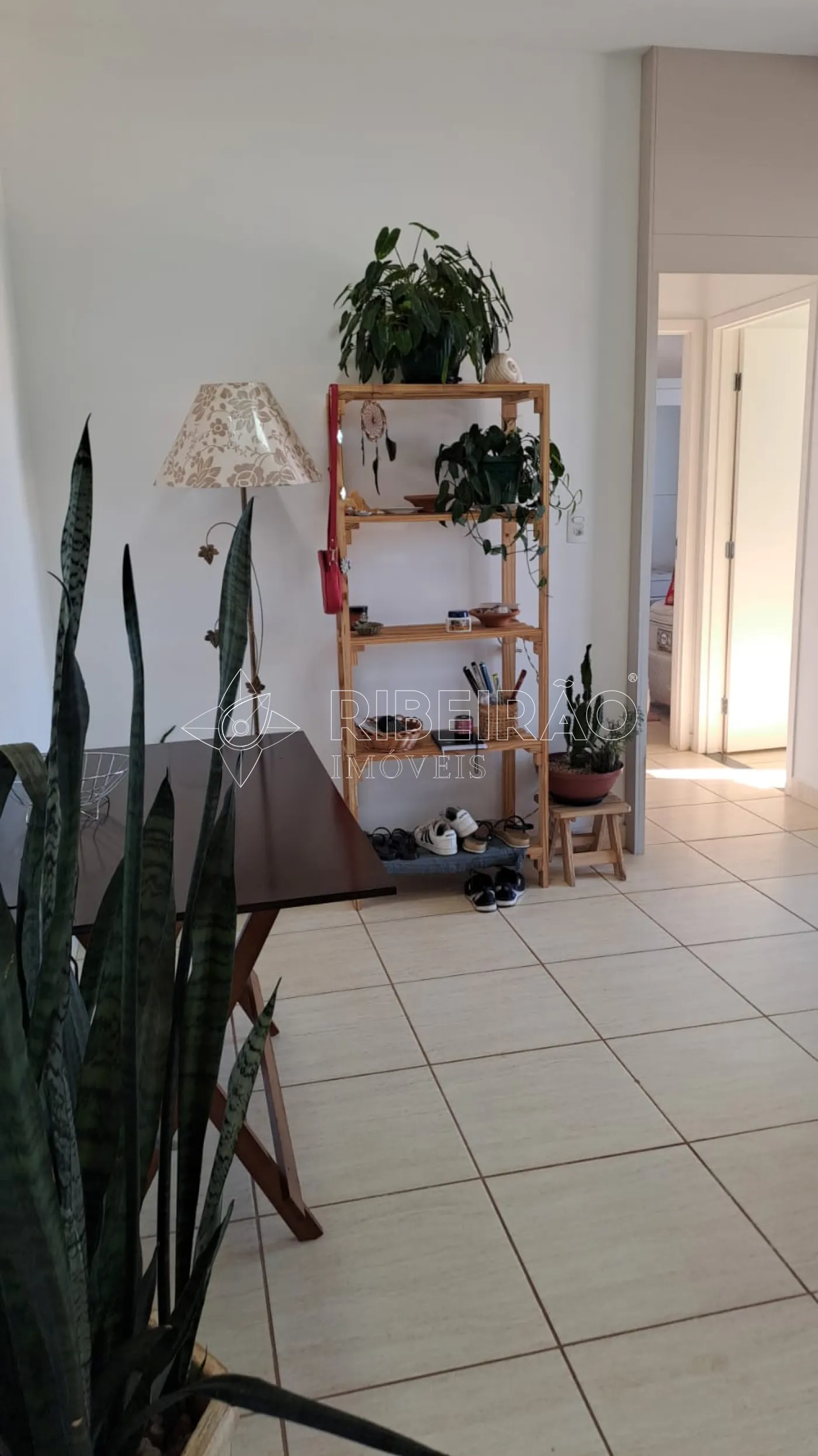 Alugar Apartamento / Padr&atilde;o em Ribeir&atilde;o Preto R$ 868,00 - Foto 6