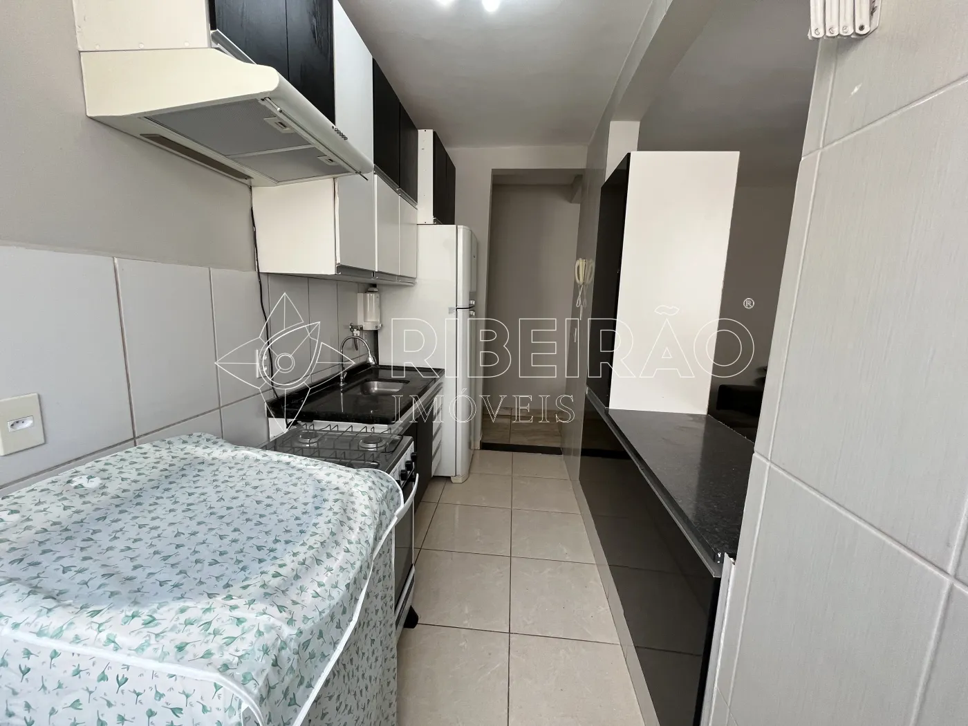 Alugar Apartamento / Padr&atilde;o em Ribeir&atilde;o Preto R$ 2.200,00 - Foto 17