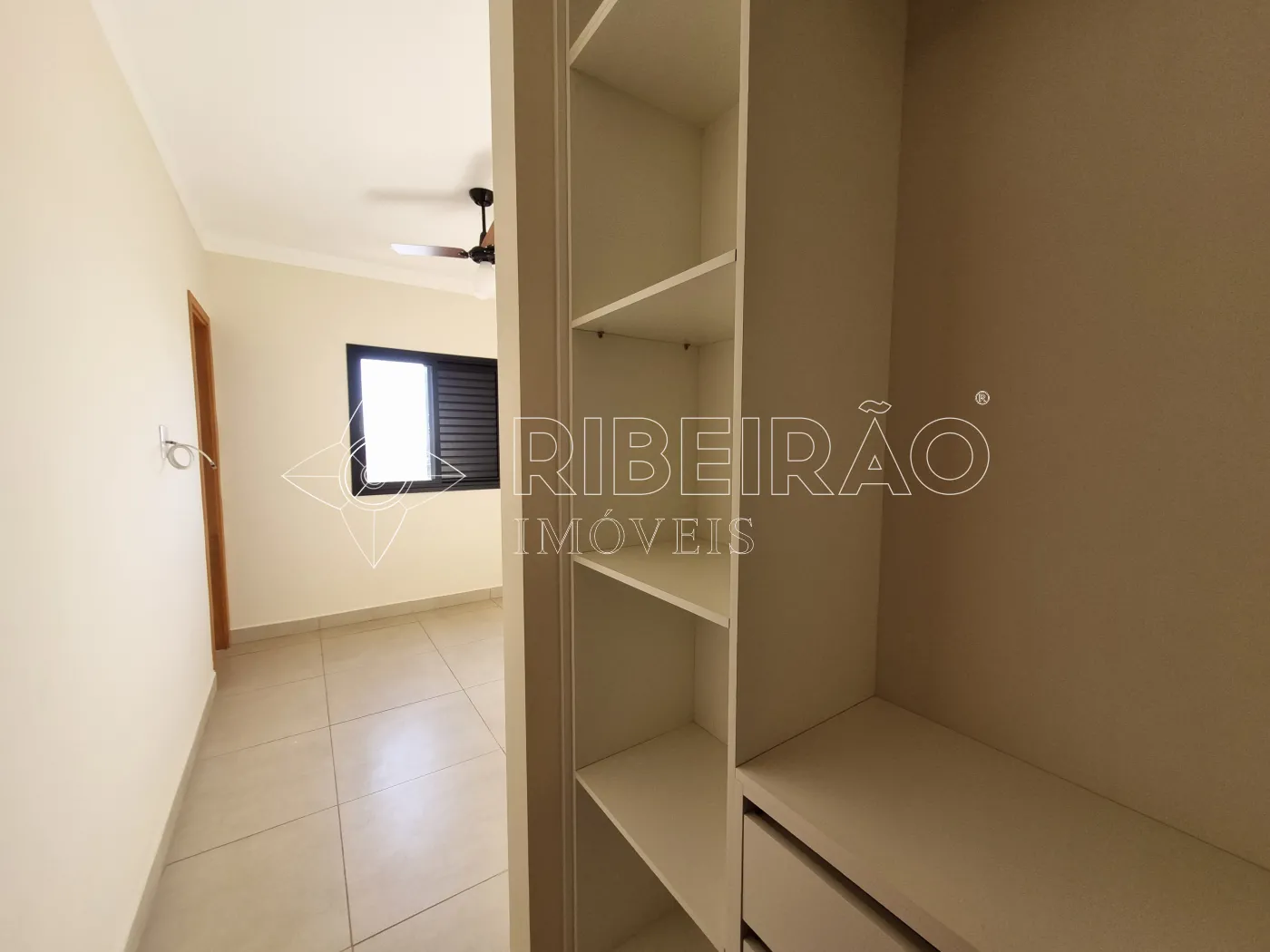 Alugar Apartamento / Padr&atilde;o em Ribeir&atilde;o Preto R$ 1.600,00 - Foto 8
