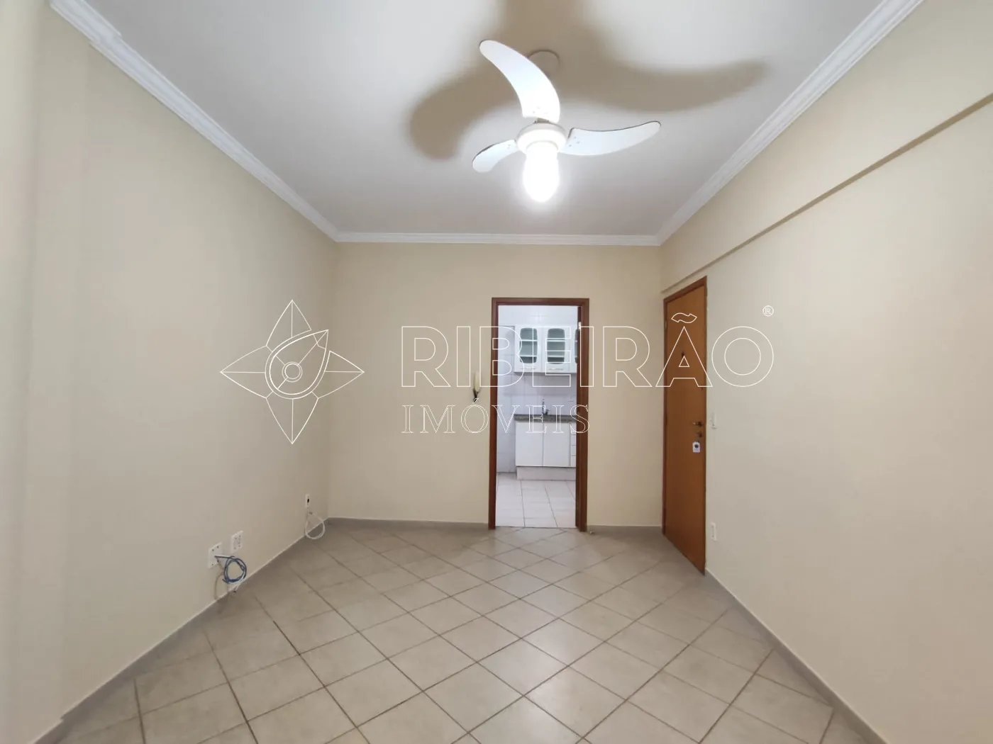 Alugar Apartamento / Padr&atilde;o em Ribeir&atilde;o Preto R$ 1.300,00 - Foto 4