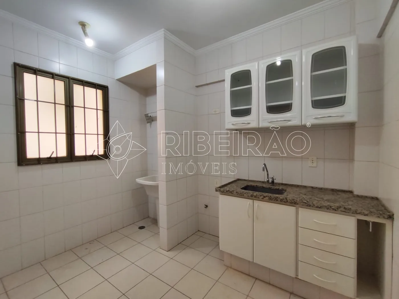Alugar Apartamento / Padr&atilde;o em Ribeir&atilde;o Preto R$ 1.300,00 - Foto 14
