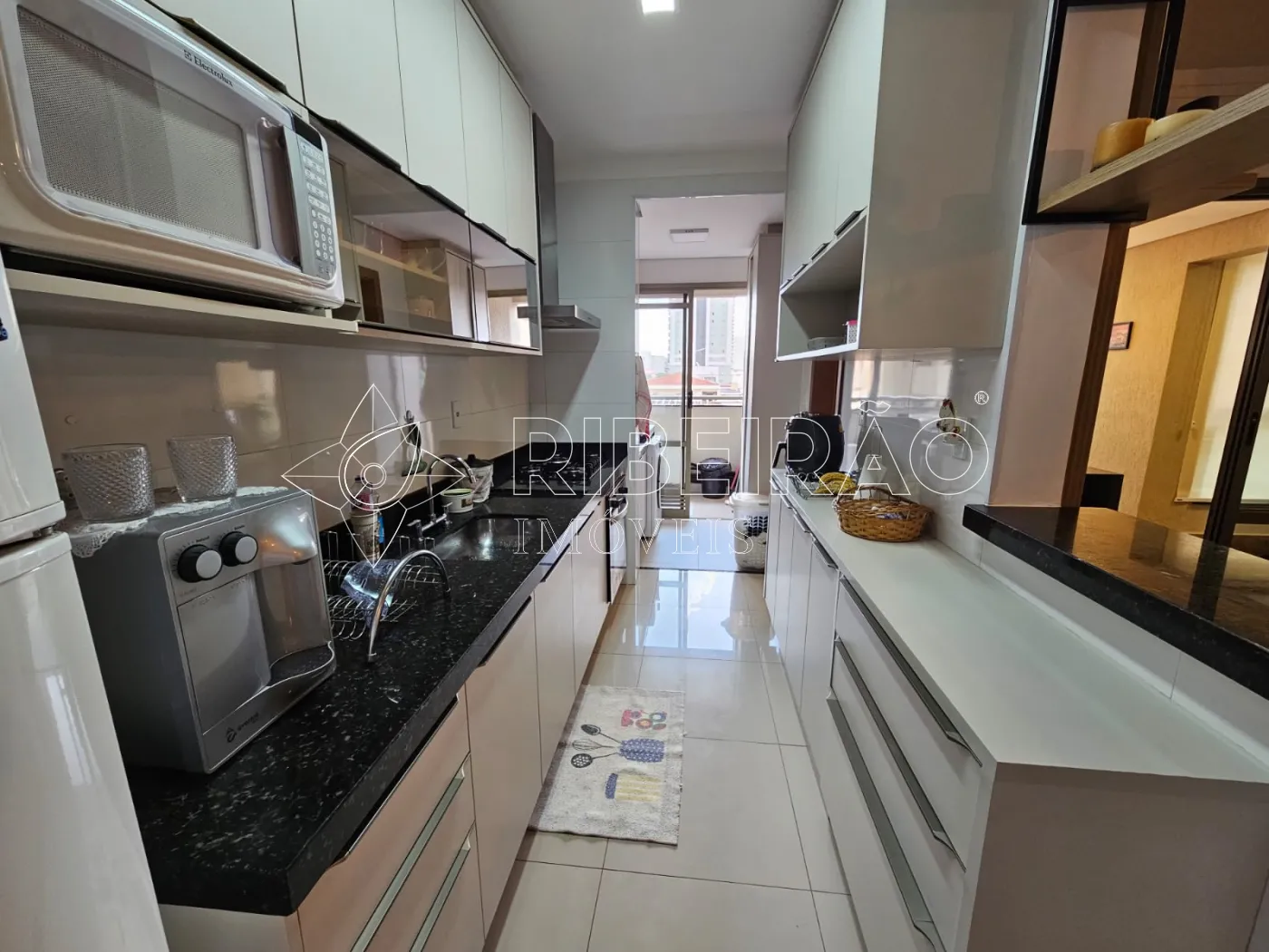 Comprar Apartamento / Padr&atilde;o em Ribeir&atilde;o Preto R$ 680.000,00 - Foto 2