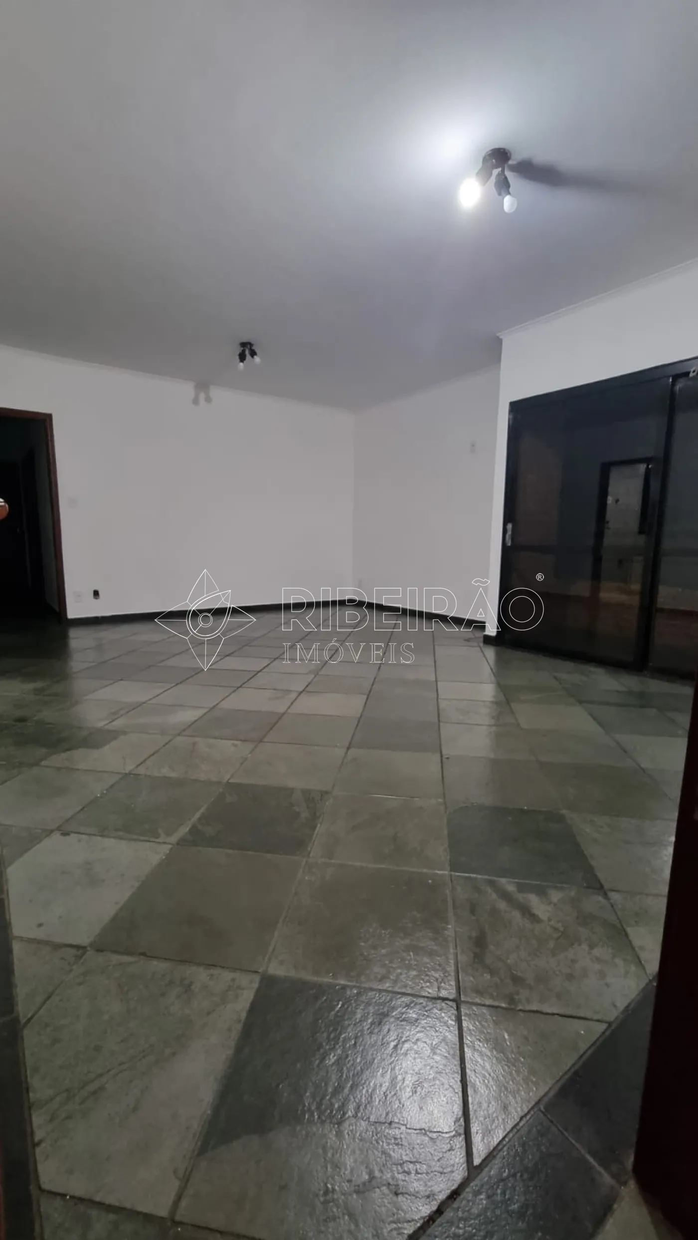 Alugar Apartamento / Padr&atilde;o em Ribeir&atilde;o Preto R$ 2.300,00 - Foto 16