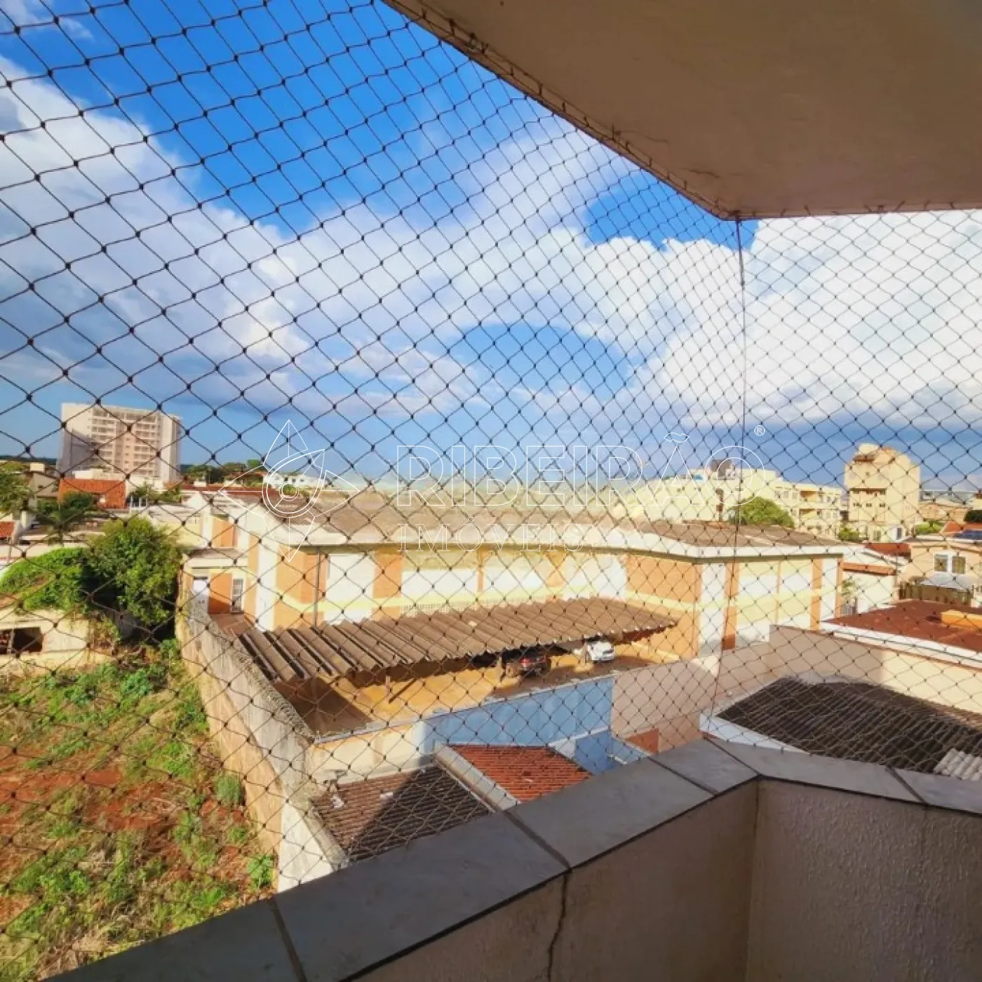 Comprar Apartamento / Padr&atilde;o em Ribeir&atilde;o Preto R$ 395.000,00 - Foto 3