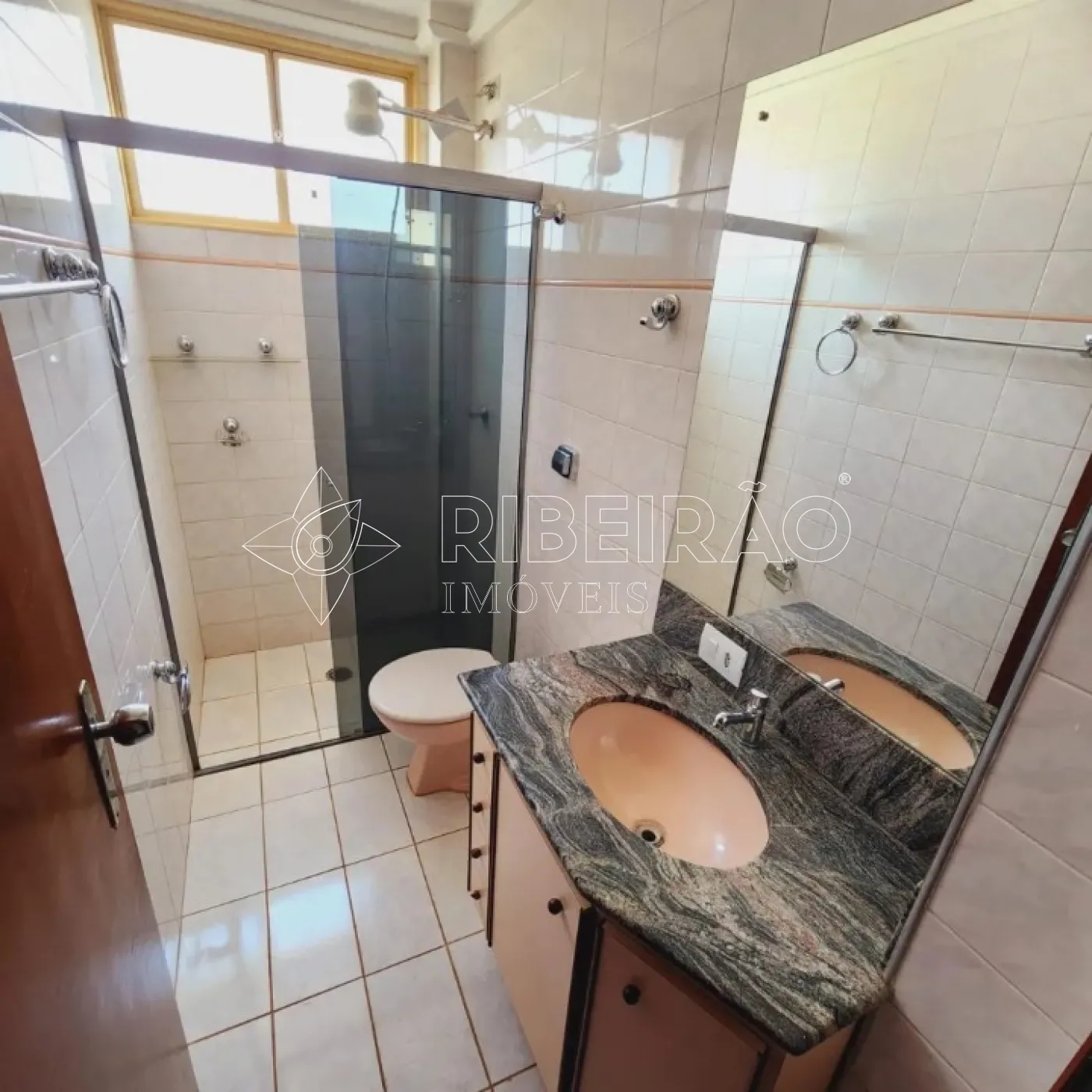 Comprar Apartamento / Padr&atilde;o em Ribeir&atilde;o Preto R$ 395.000,00 - Foto 8