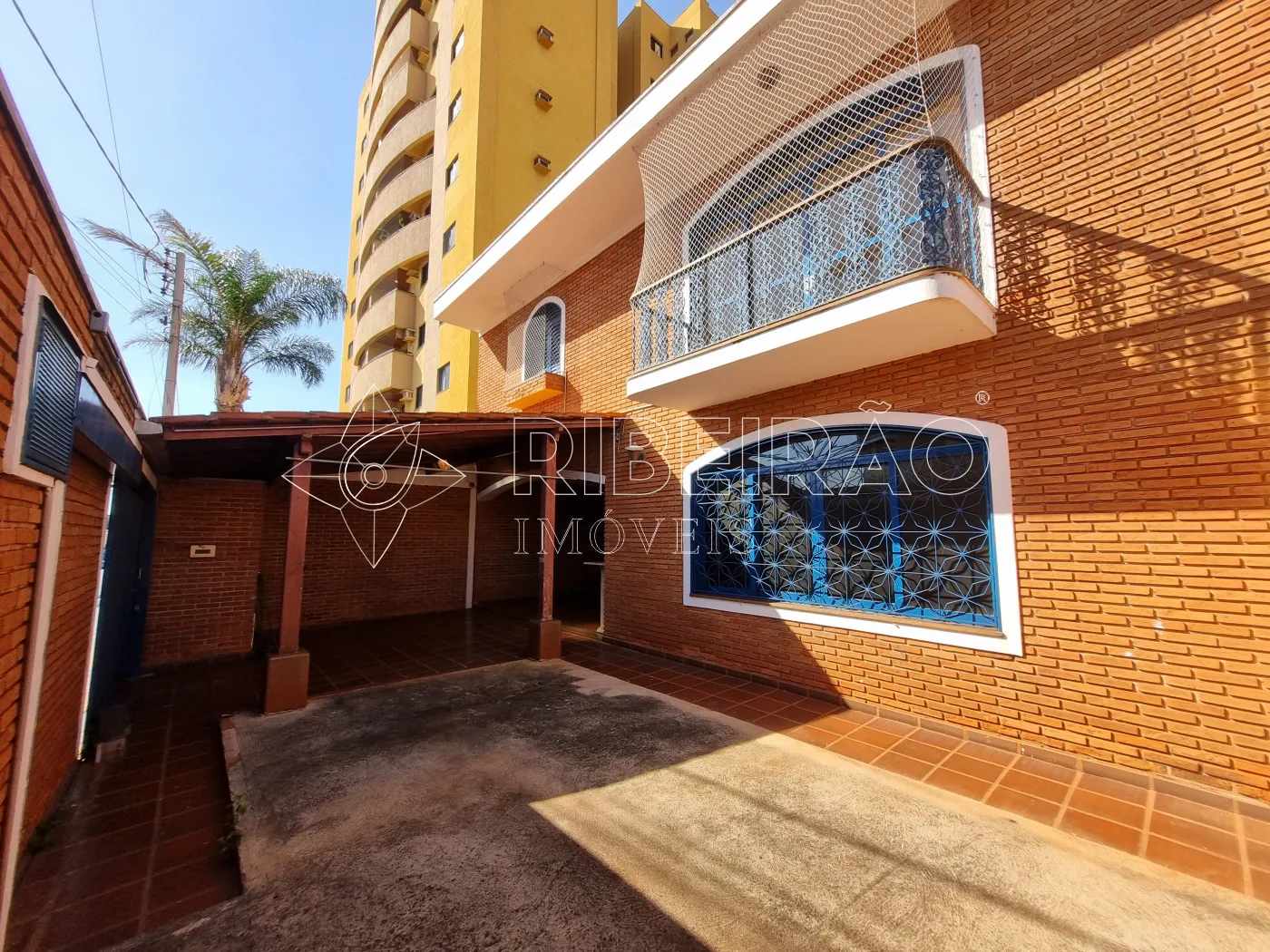 Alugar Casa / Casa em Ribeir&atilde;o Preto R$ 8.000,00 - Foto 1