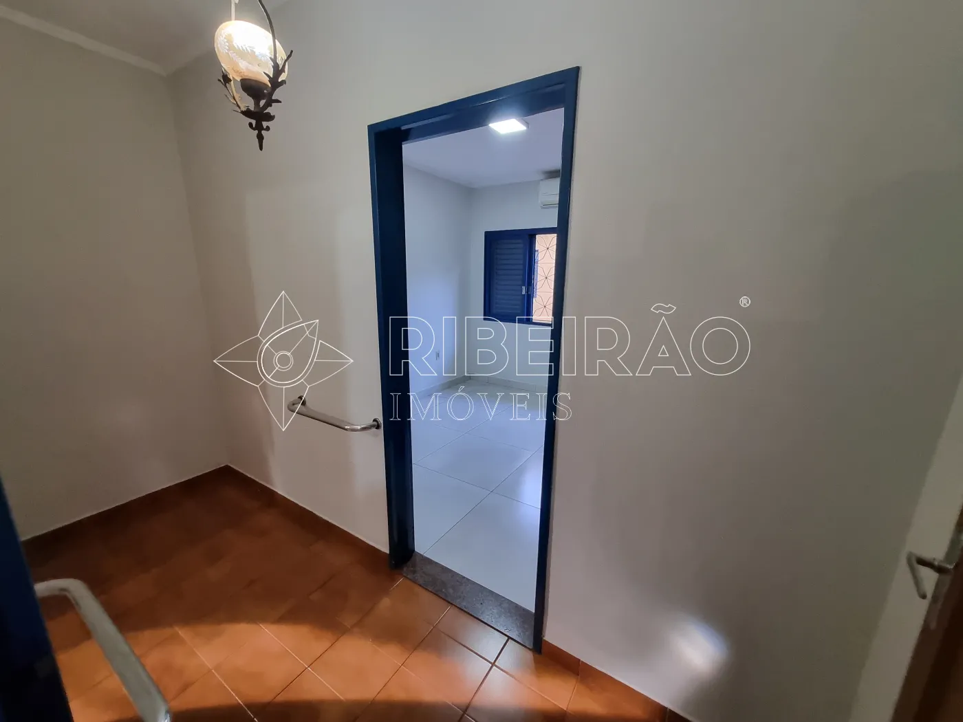 Alugar Casa / Casa em Ribeir&atilde;o Preto R$ 8.000,00 - Foto 12