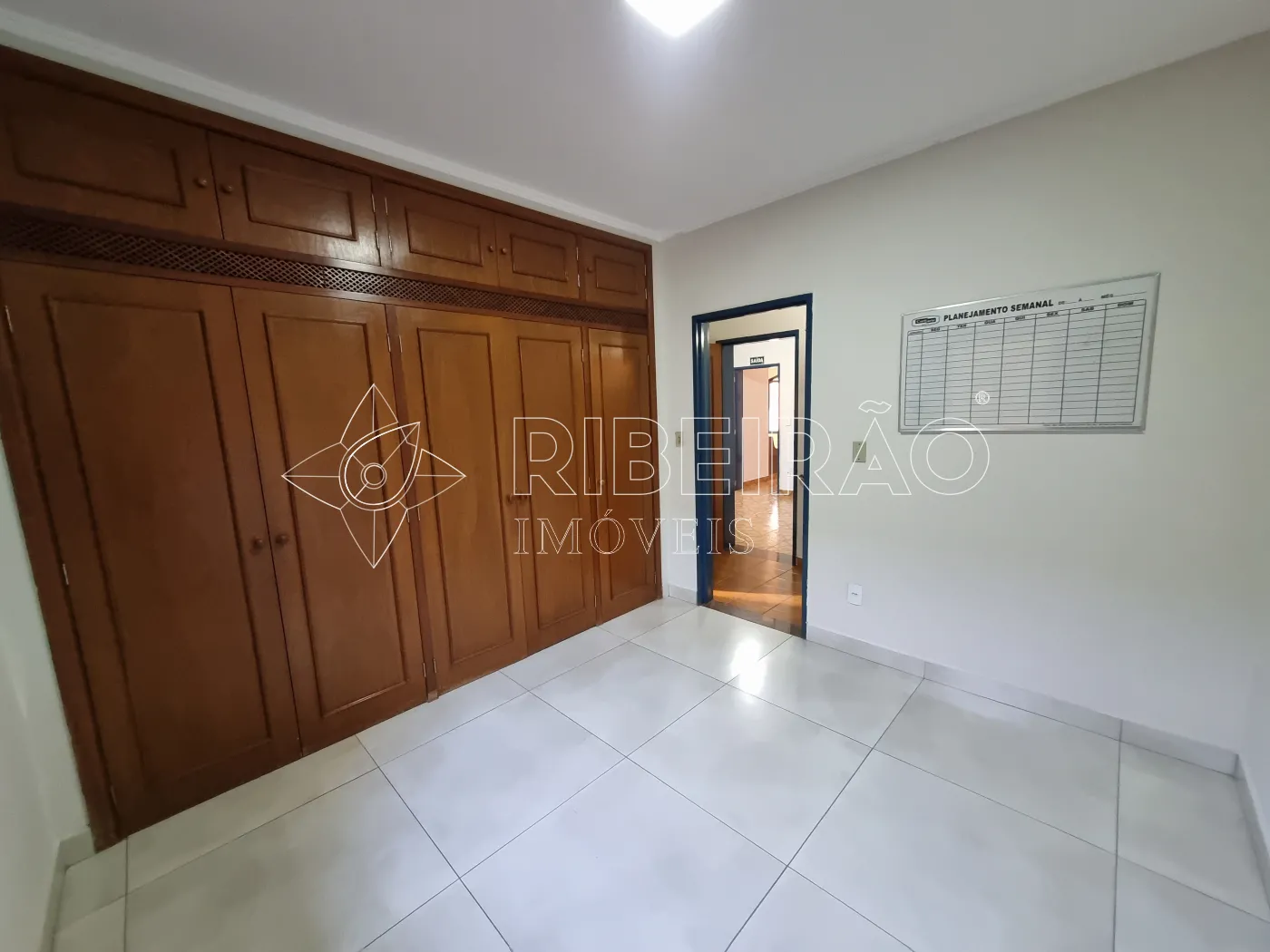 Alugar Casa / Casa em Ribeir&atilde;o Preto R$ 8.000,00 - Foto 14