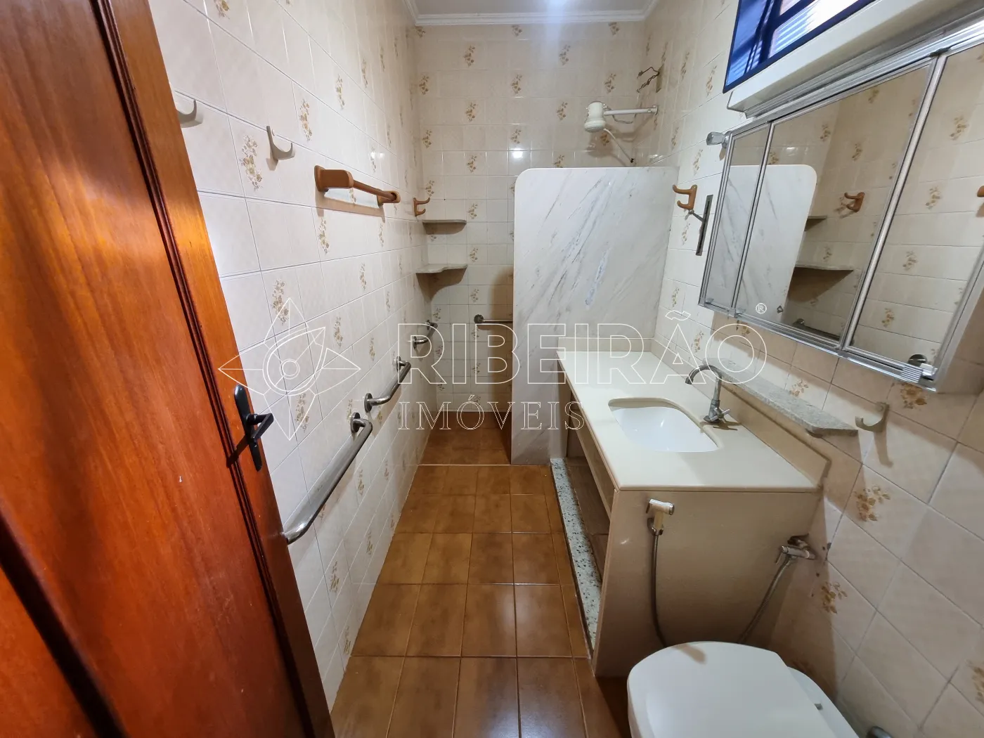 Alugar Casa / Casa em Ribeir&atilde;o Preto R$ 8.000,00 - Foto 15