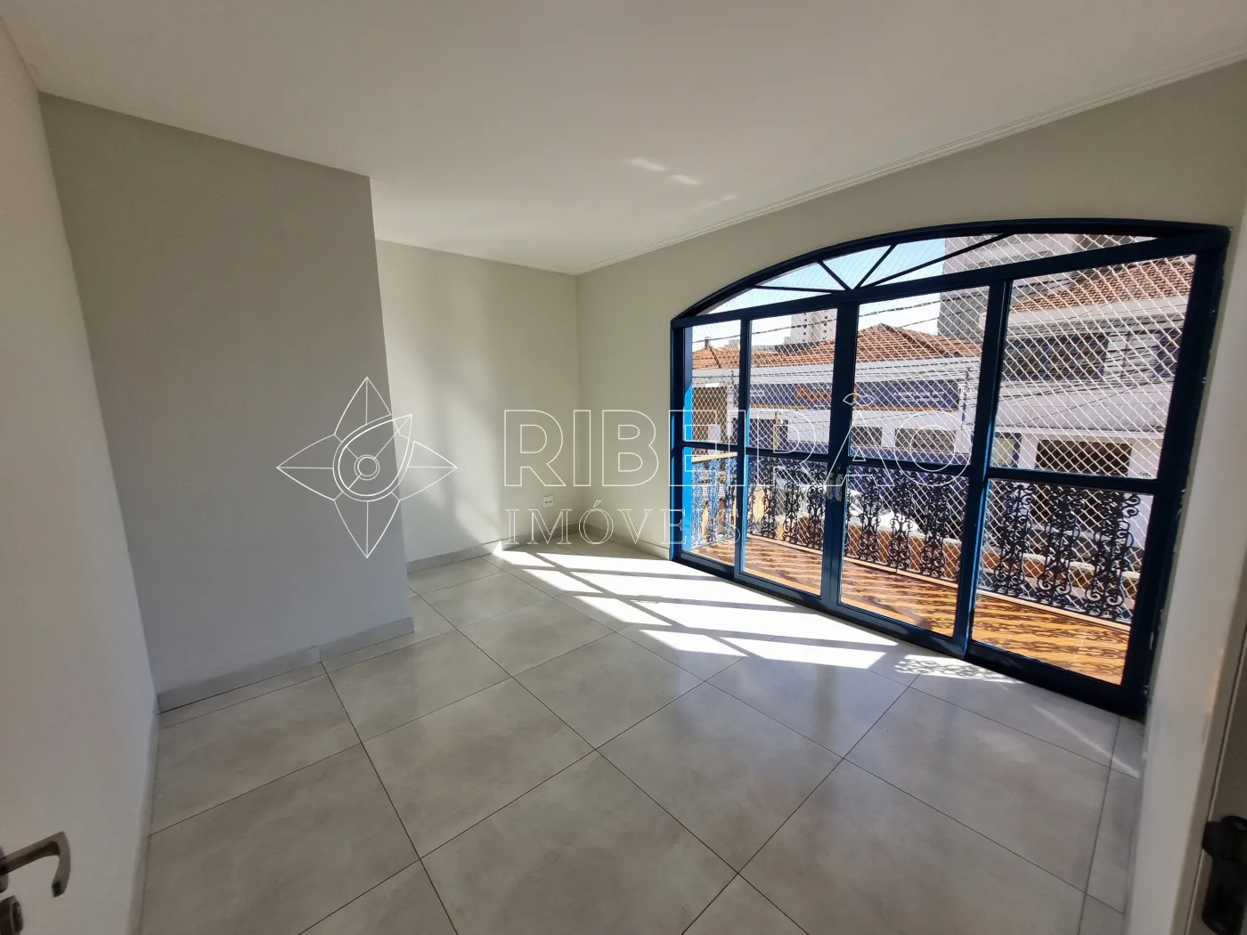 Alugar Casa / Casa em Ribeir&atilde;o Preto R$ 8.000,00 - Foto 18