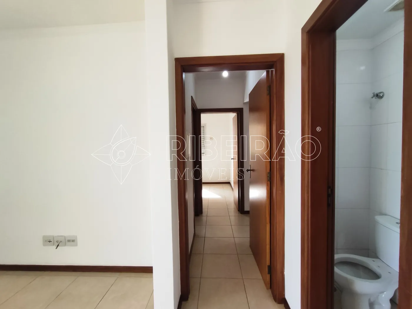 Alugar Apartamento / Padr&atilde;o em Ribeir&atilde;o Preto R$ 2.400,00 - Foto 12