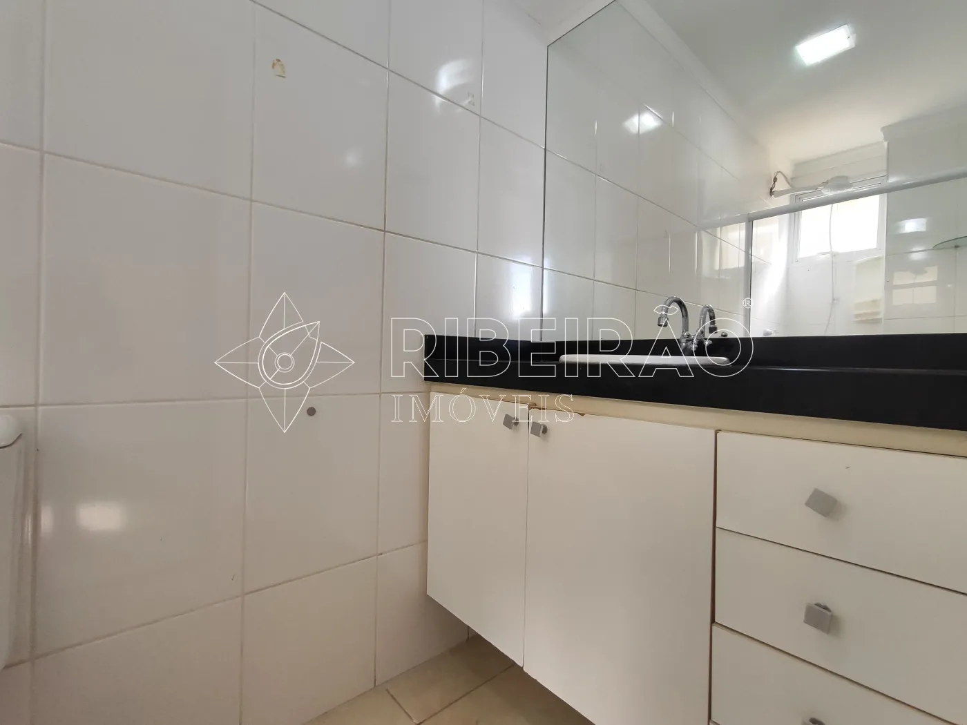 Alugar Apartamento / Padr&atilde;o em Ribeir&atilde;o Preto R$ 2.400,00 - Foto 17