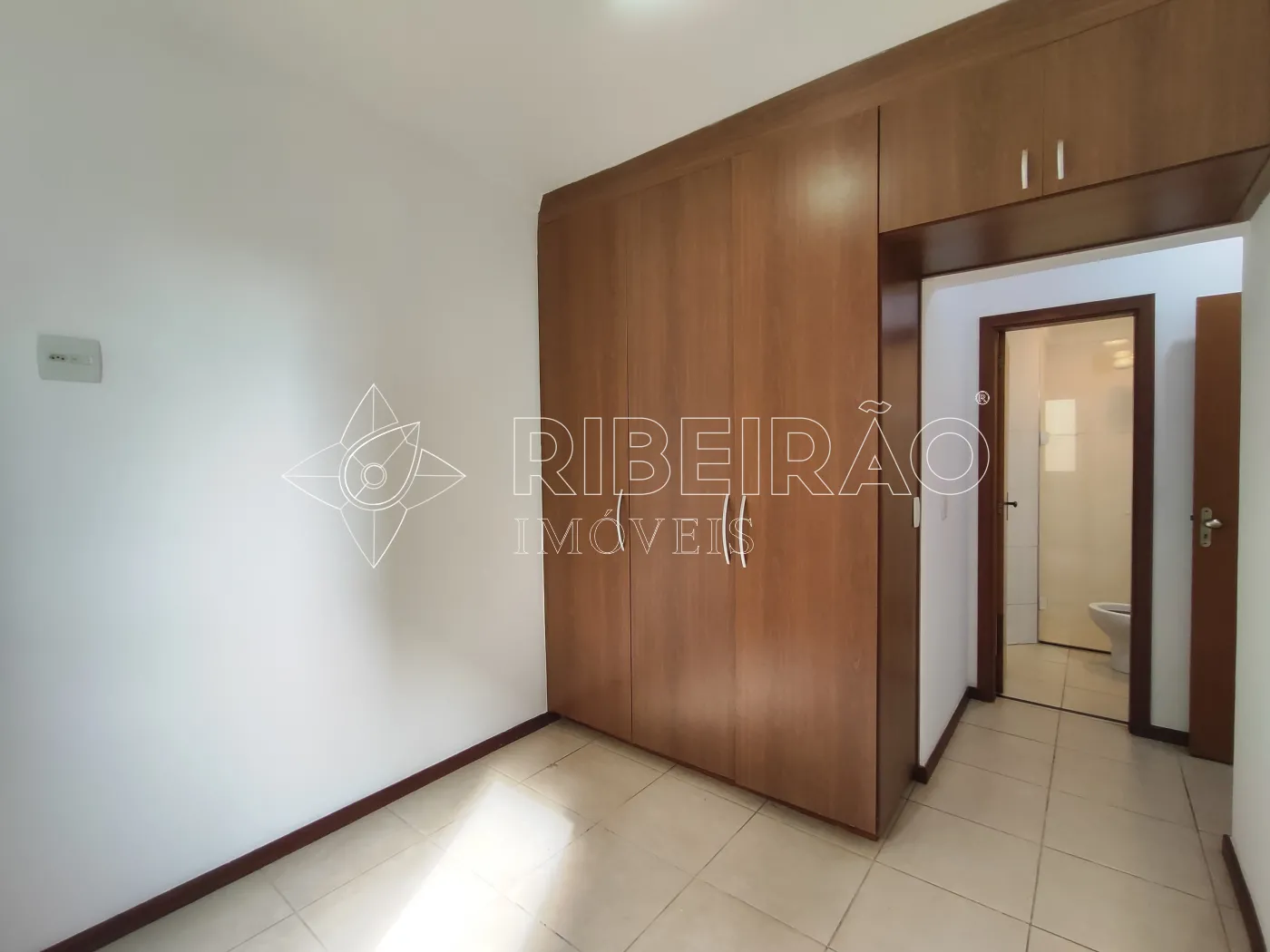 Alugar Apartamento / Padr&atilde;o em Ribeir&atilde;o Preto R$ 2.400,00 - Foto 19