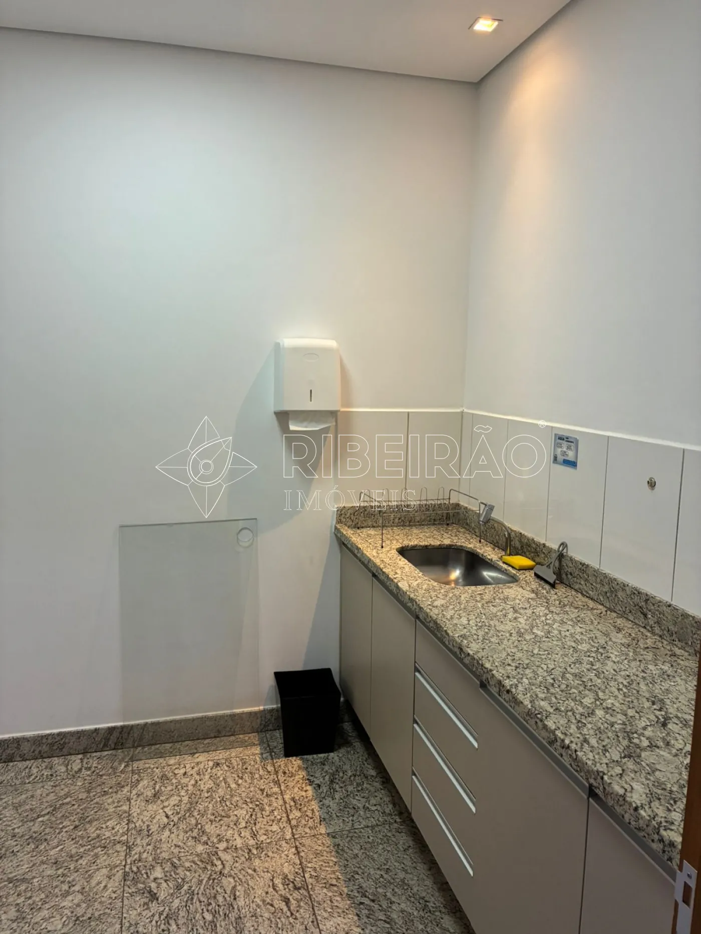 Alugar Comercial / Pr&eacute;dio em Ribeir&atilde;o Preto R$ 65.000,00 - Foto 17