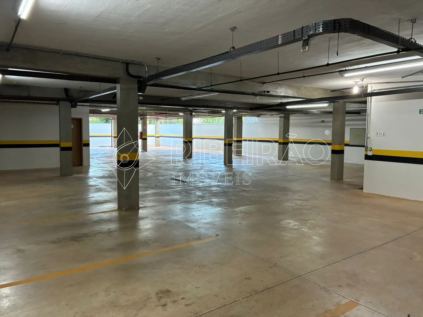 Alugar Comercial / Pr&eacute;dio em Ribeir&atilde;o Preto R$ 65.000,00 - Foto 32